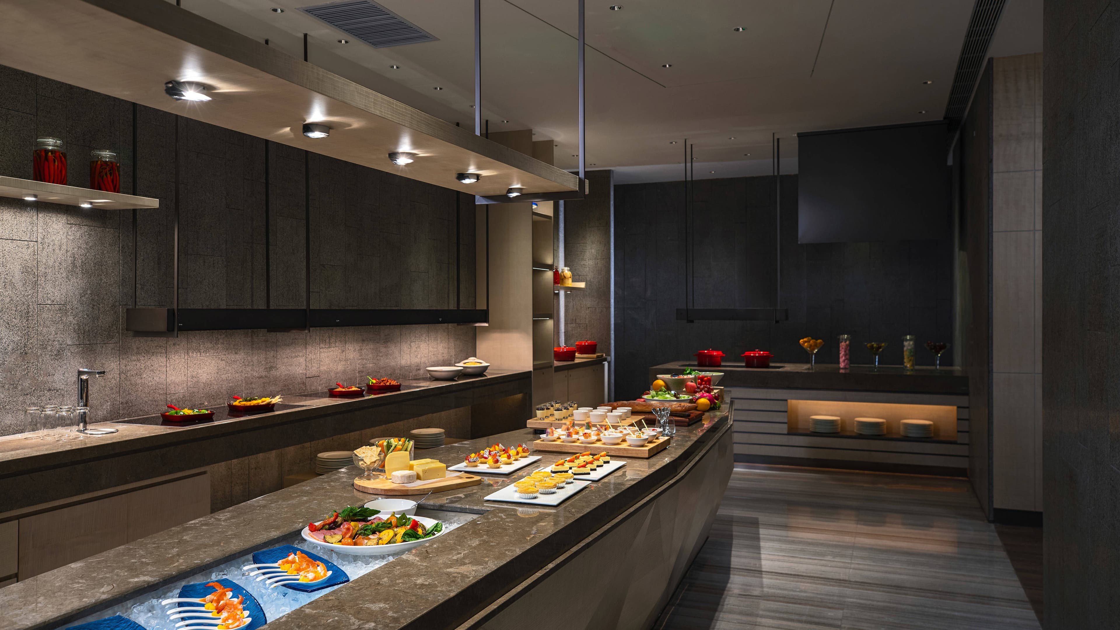 Renaissance Shenzhen Luohu - Image 4