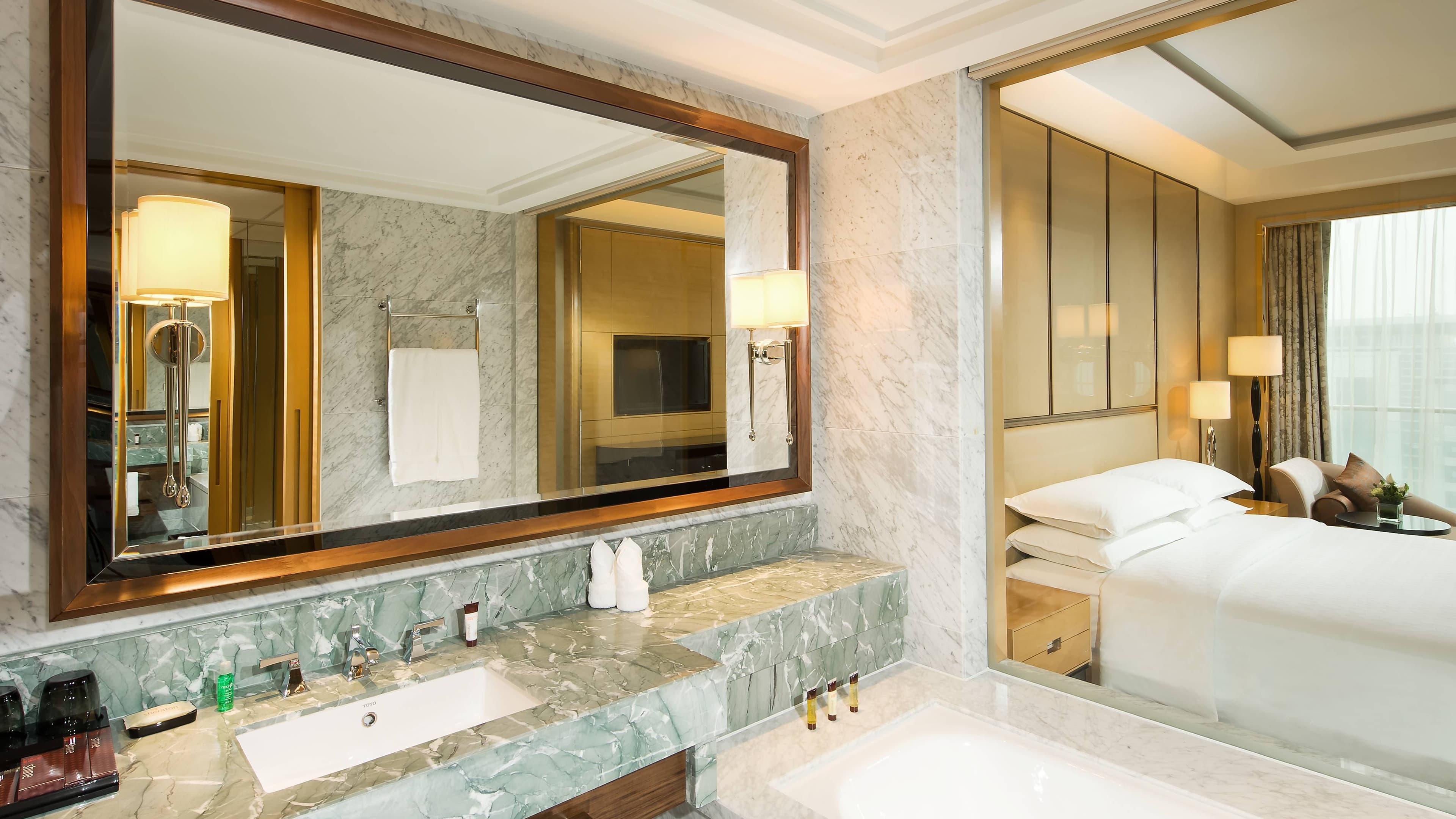 Sheraton Qingdao Jiaozhou Hotel - Image 5