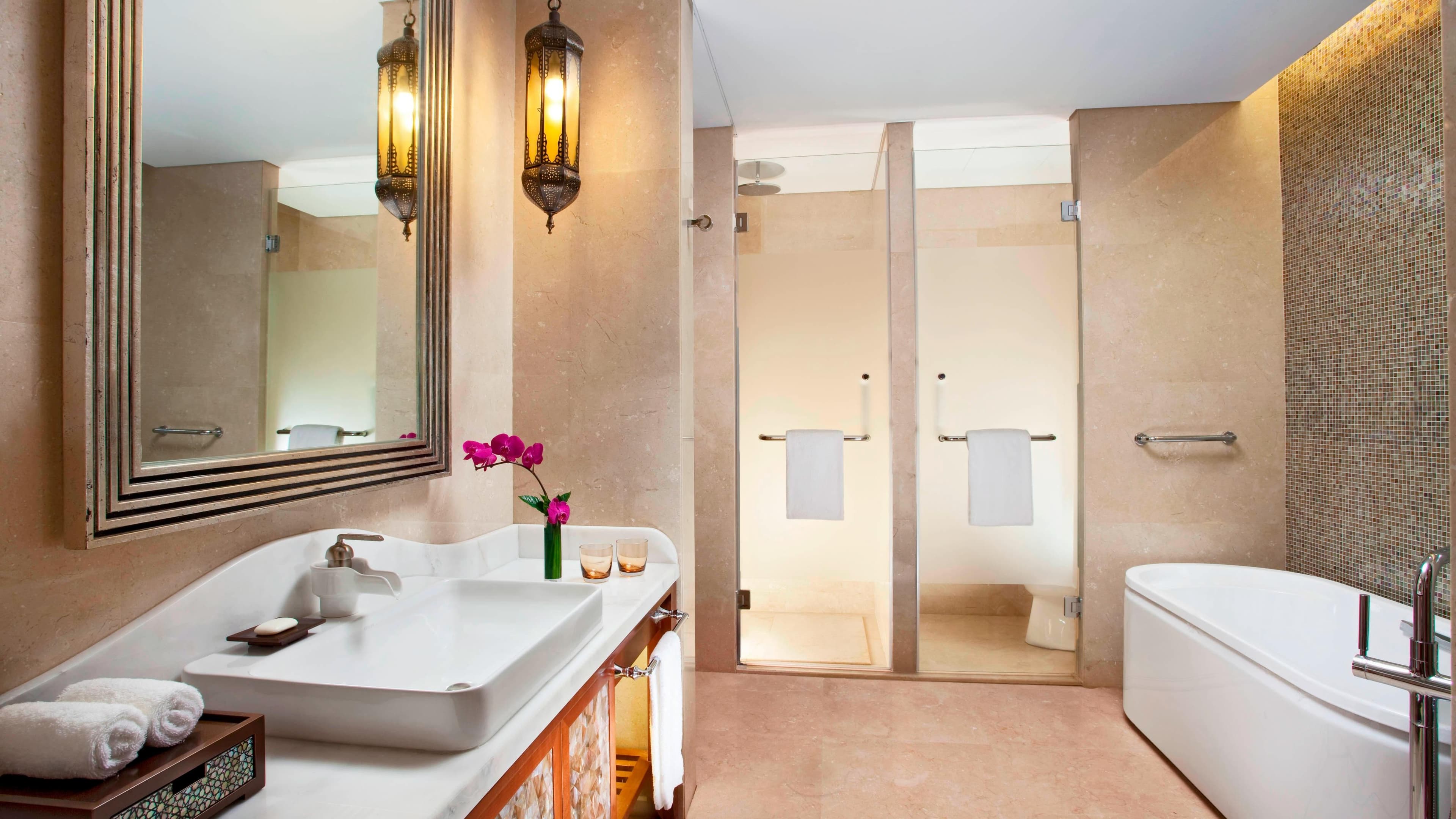 Deluxe Guest room - Image 3