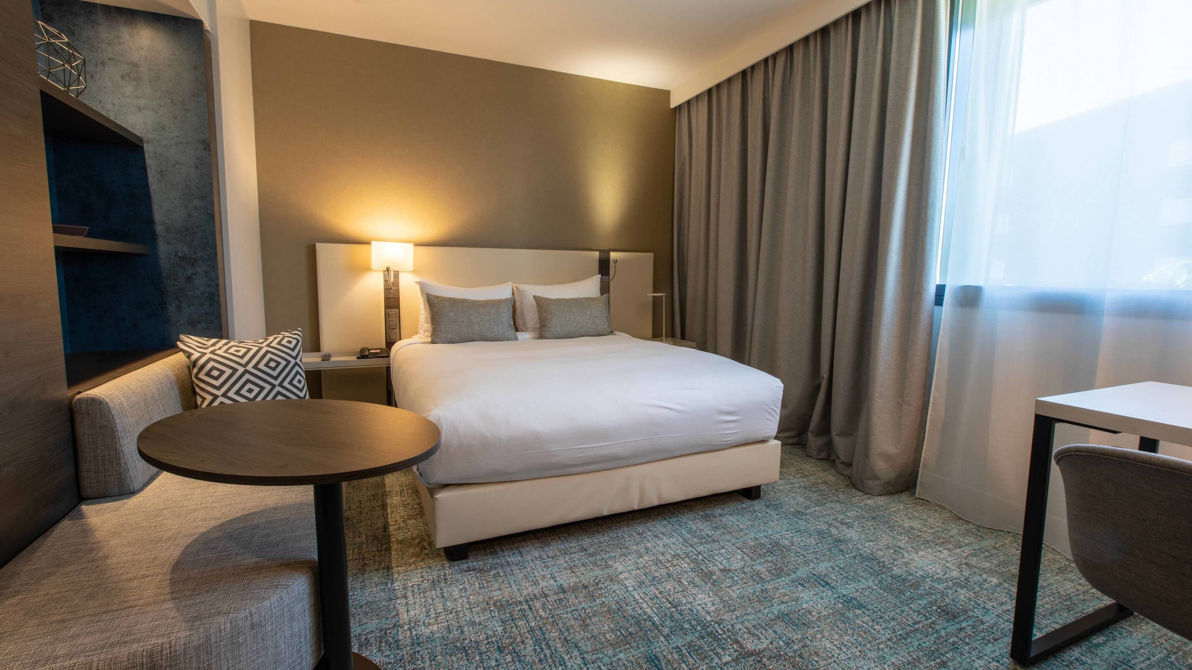 Standard Studio - Image 1