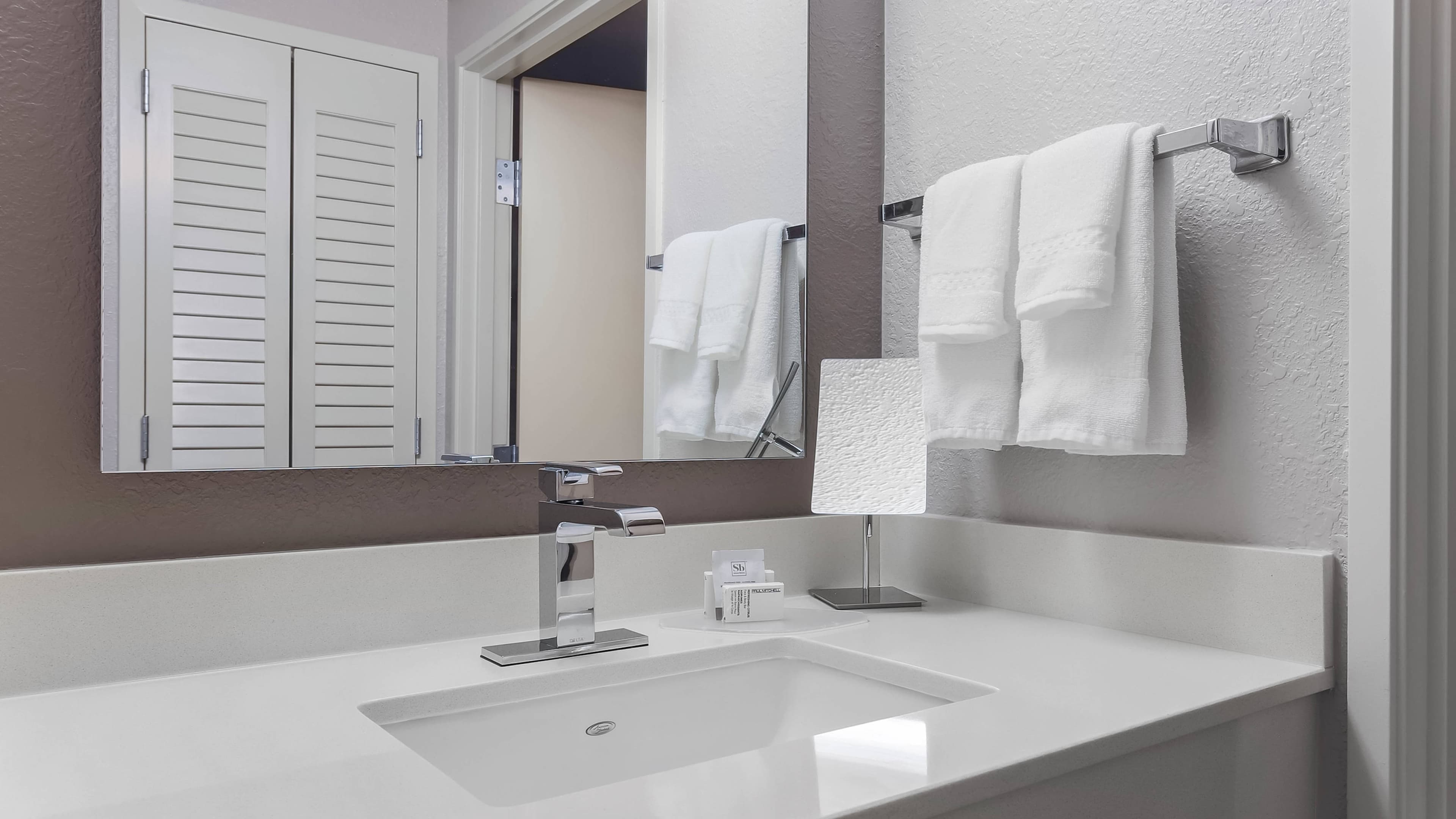Holiday Inn Express Tampa-Brandon - Image 5