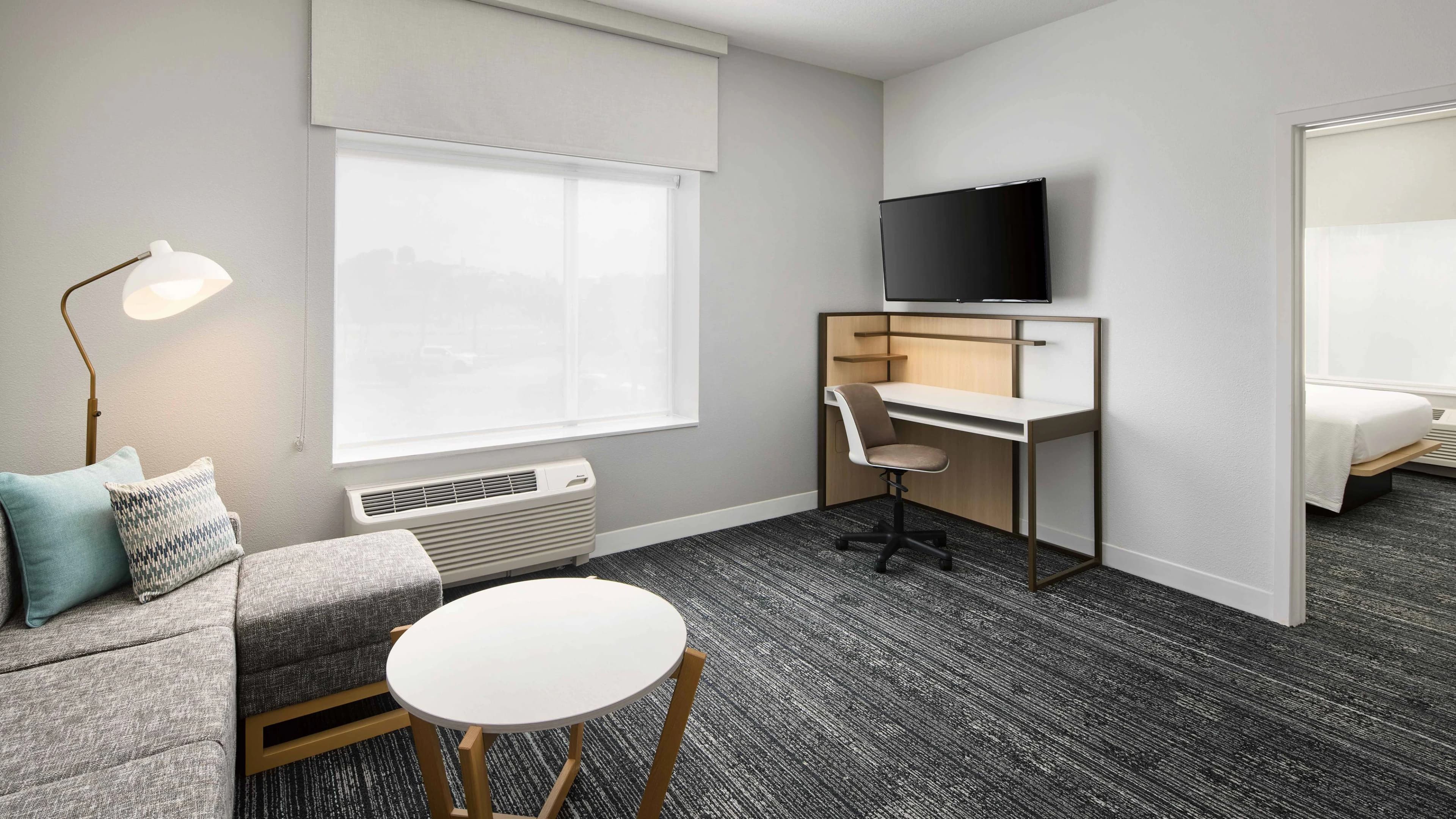 TownePlace Suites Plant City - Image 3