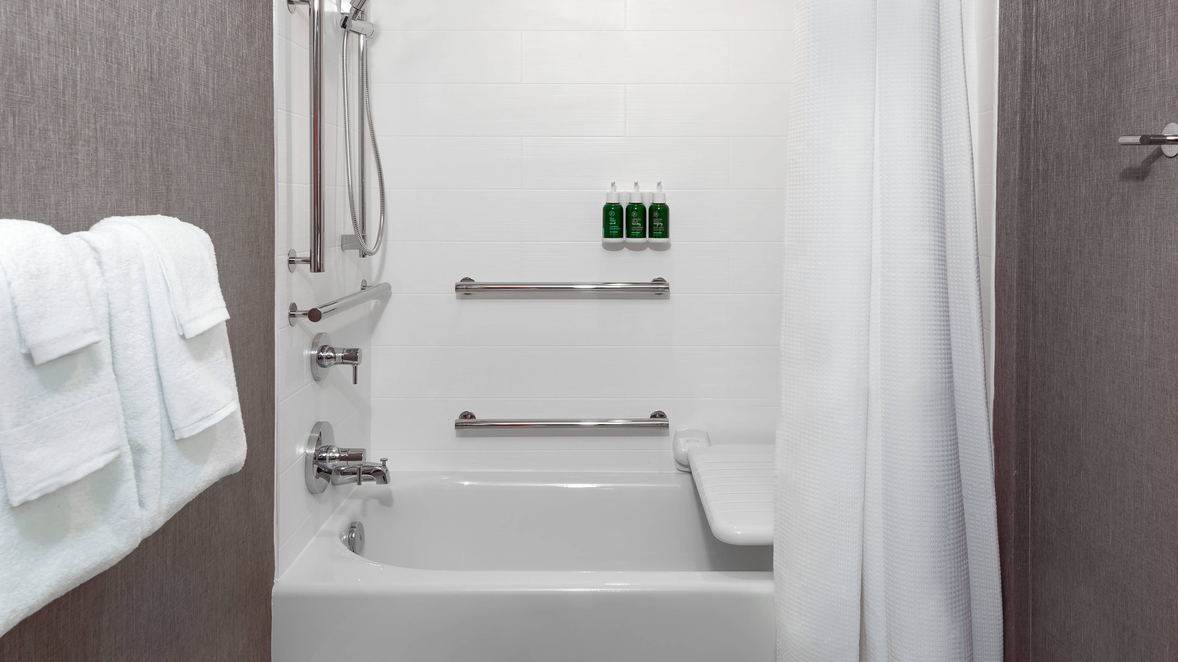 Suite - Image 6
