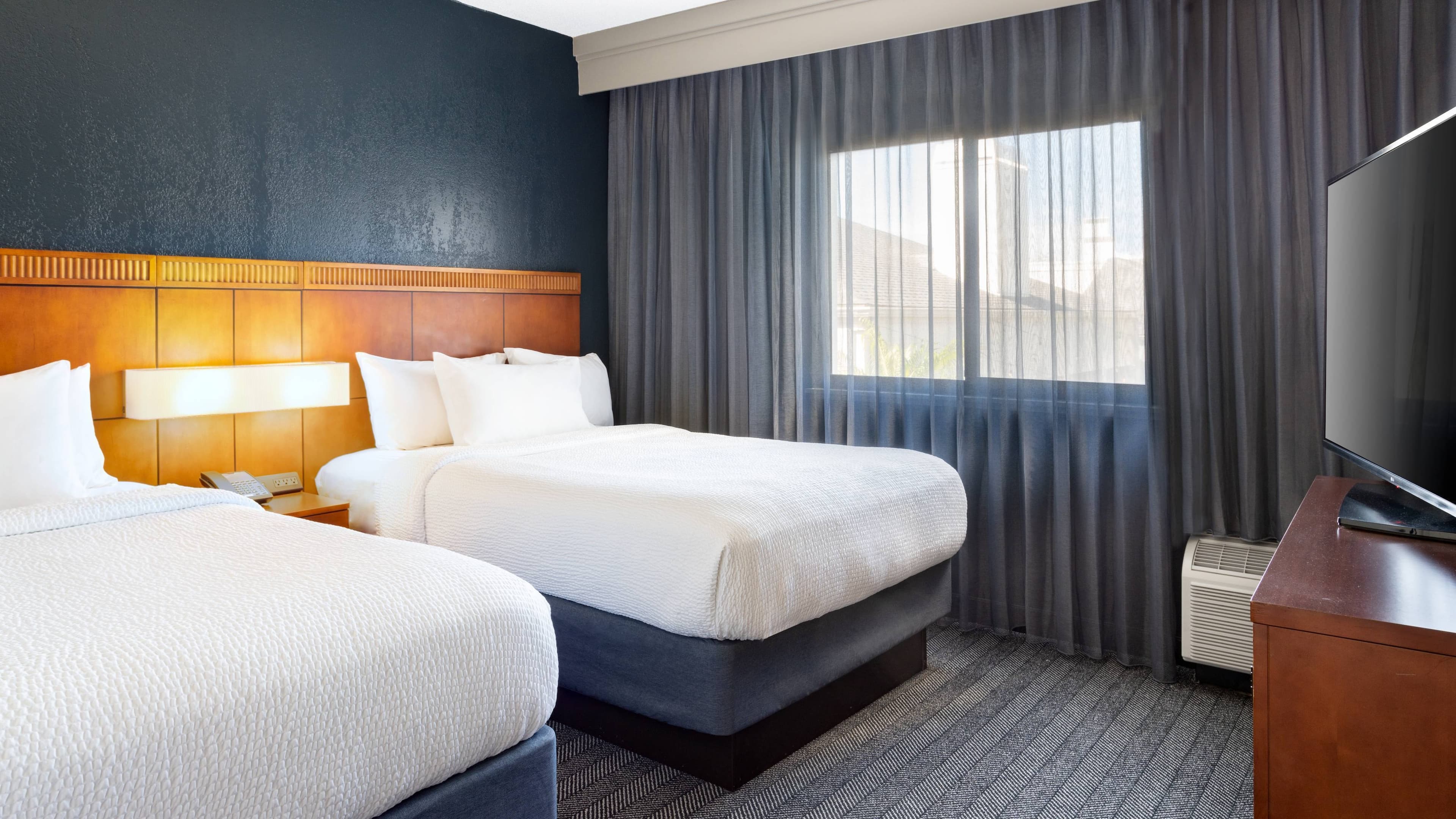 Courtyard Tampa Westshore/Airport - Image 3