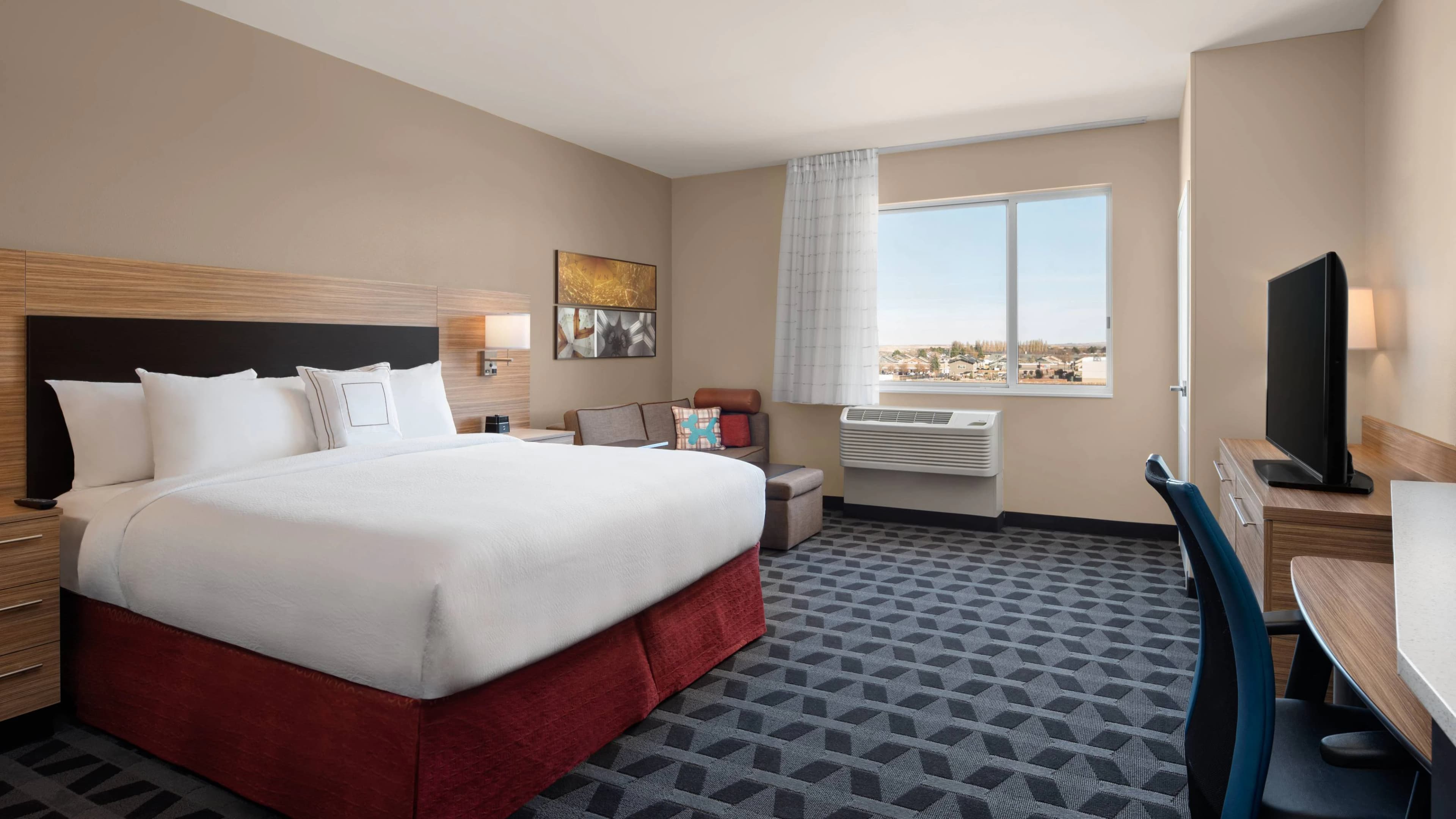 TownePlace Suites Twin Falls - Image 2