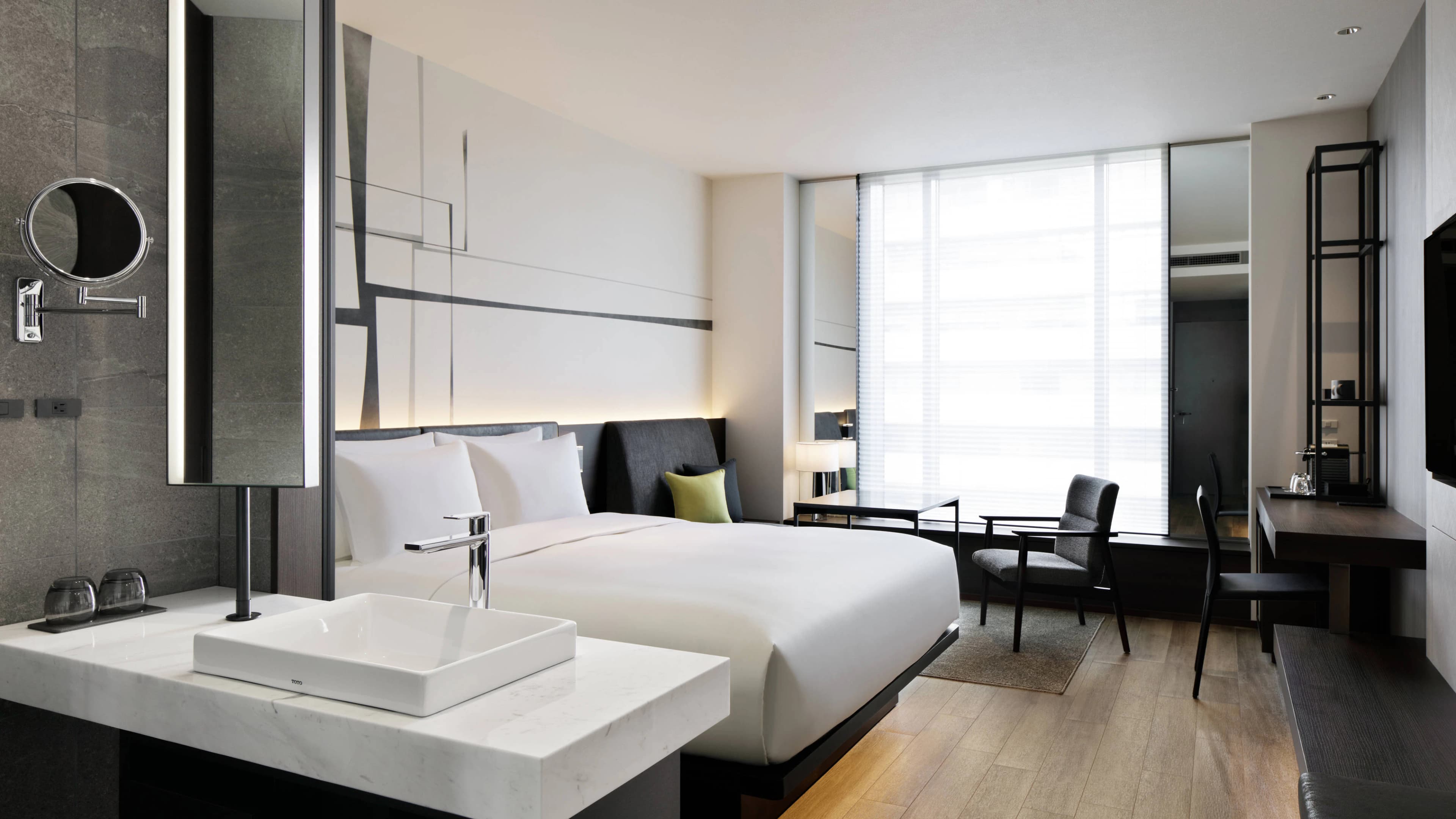 AC Hotel Tokyo Ginza - Image 2