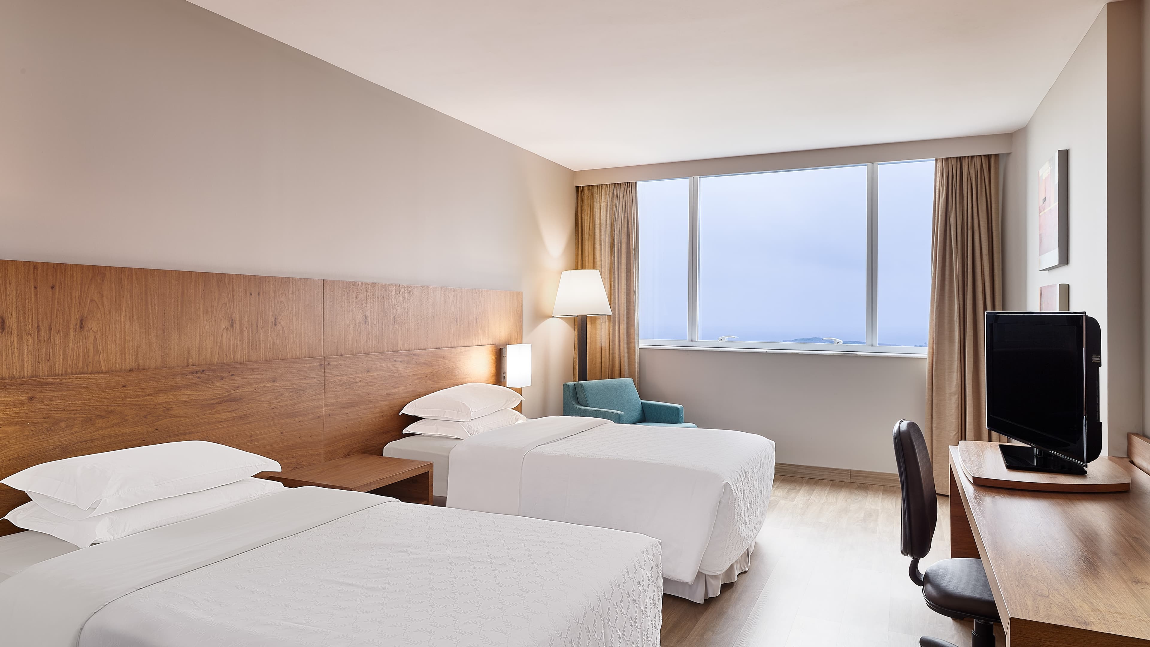 Sheraton Vitoria Hotel - Image 4