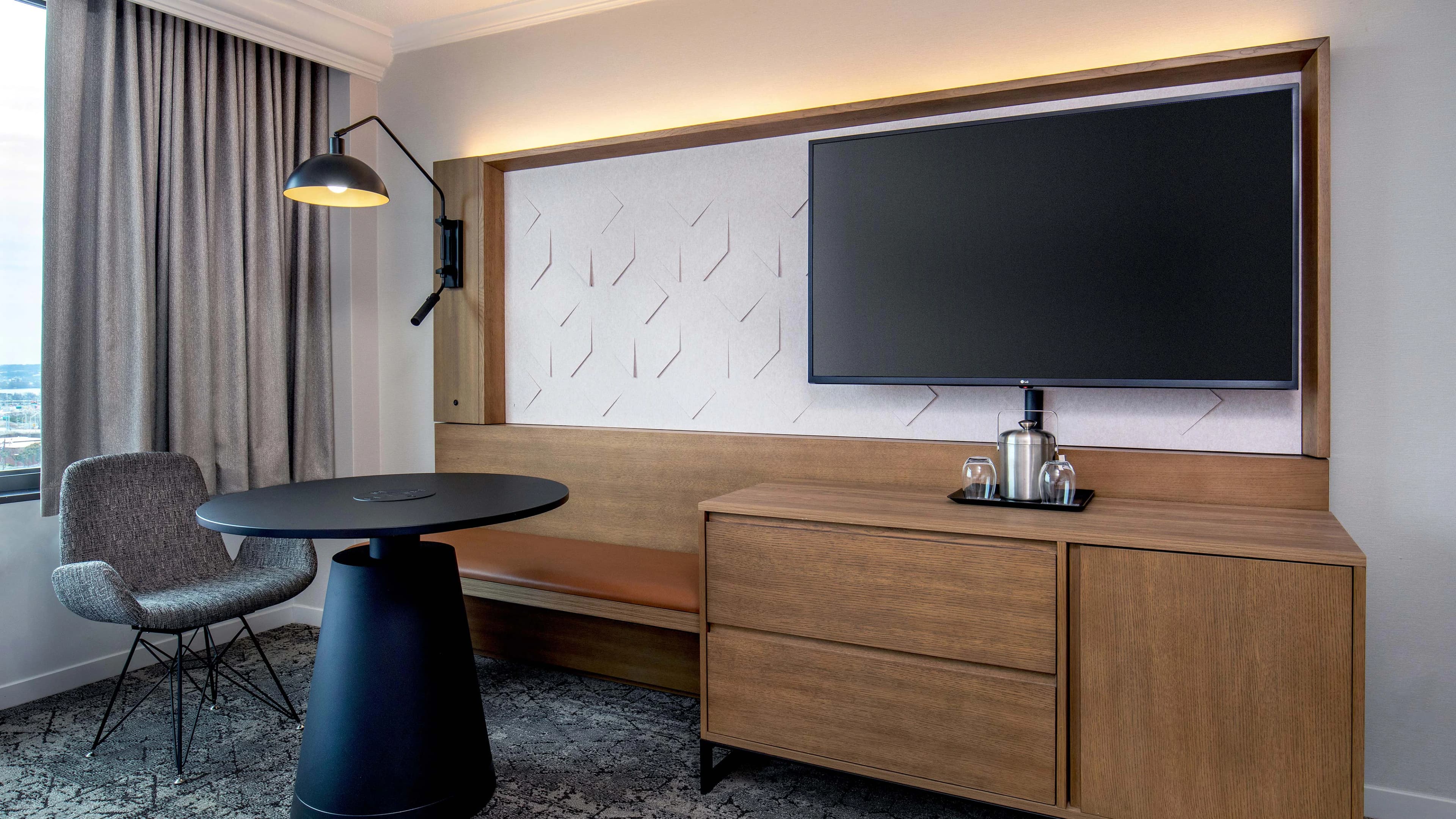 Sheraton Pentagon City Hotel - Image 4