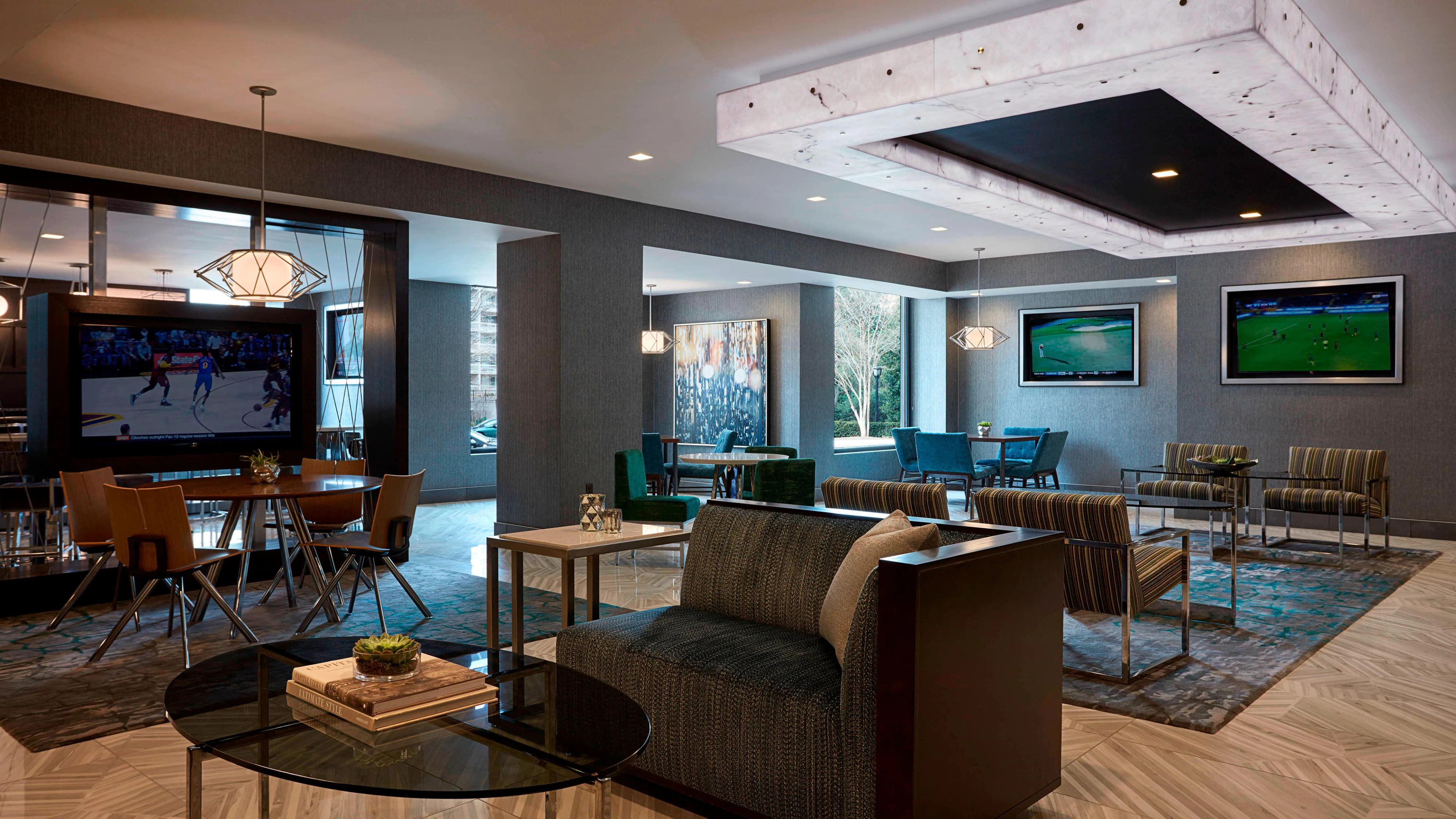Crystal Gateway Marriott - Image 5