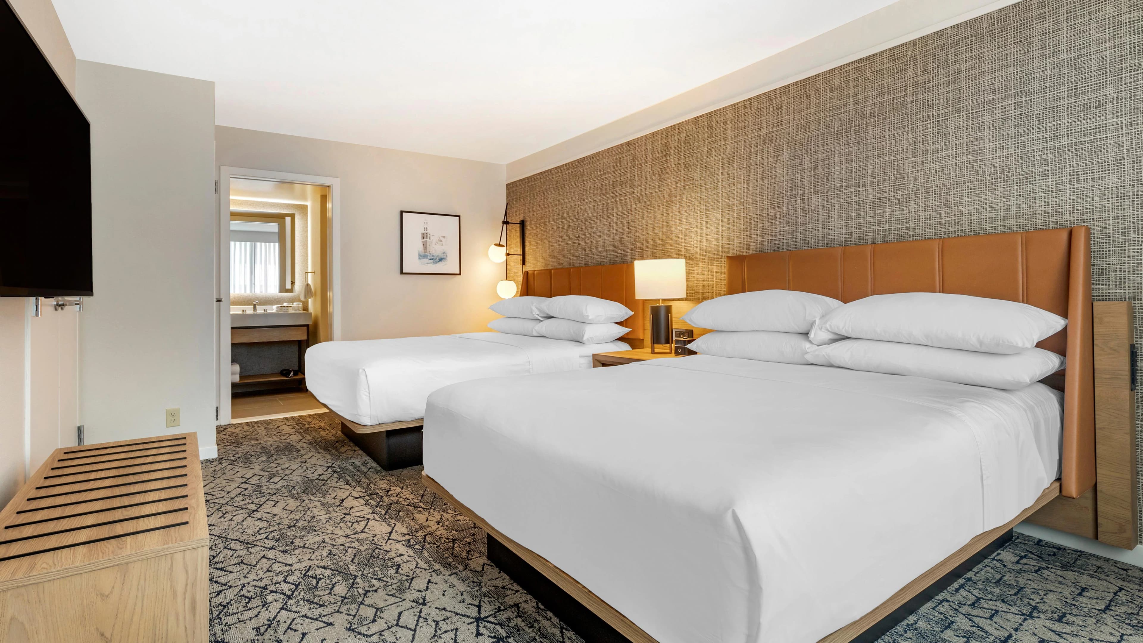 Sheraton Suites Old Town Alexandria - Image 4