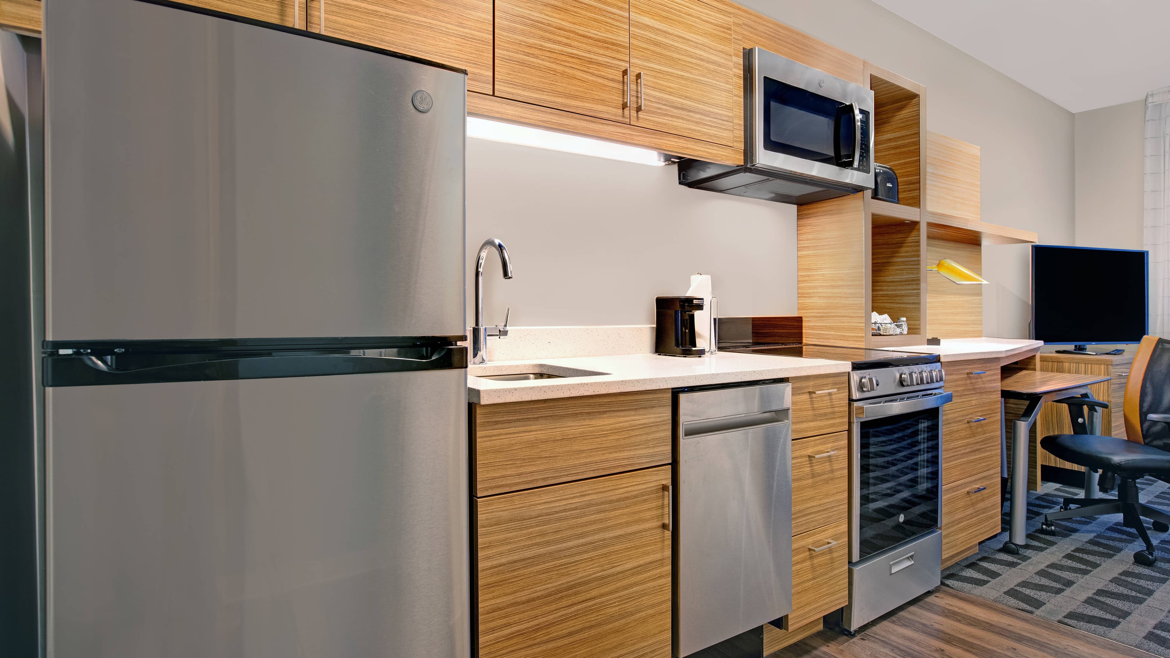 TownePlace Suites Potomac Mills Woodbridge - Image 3