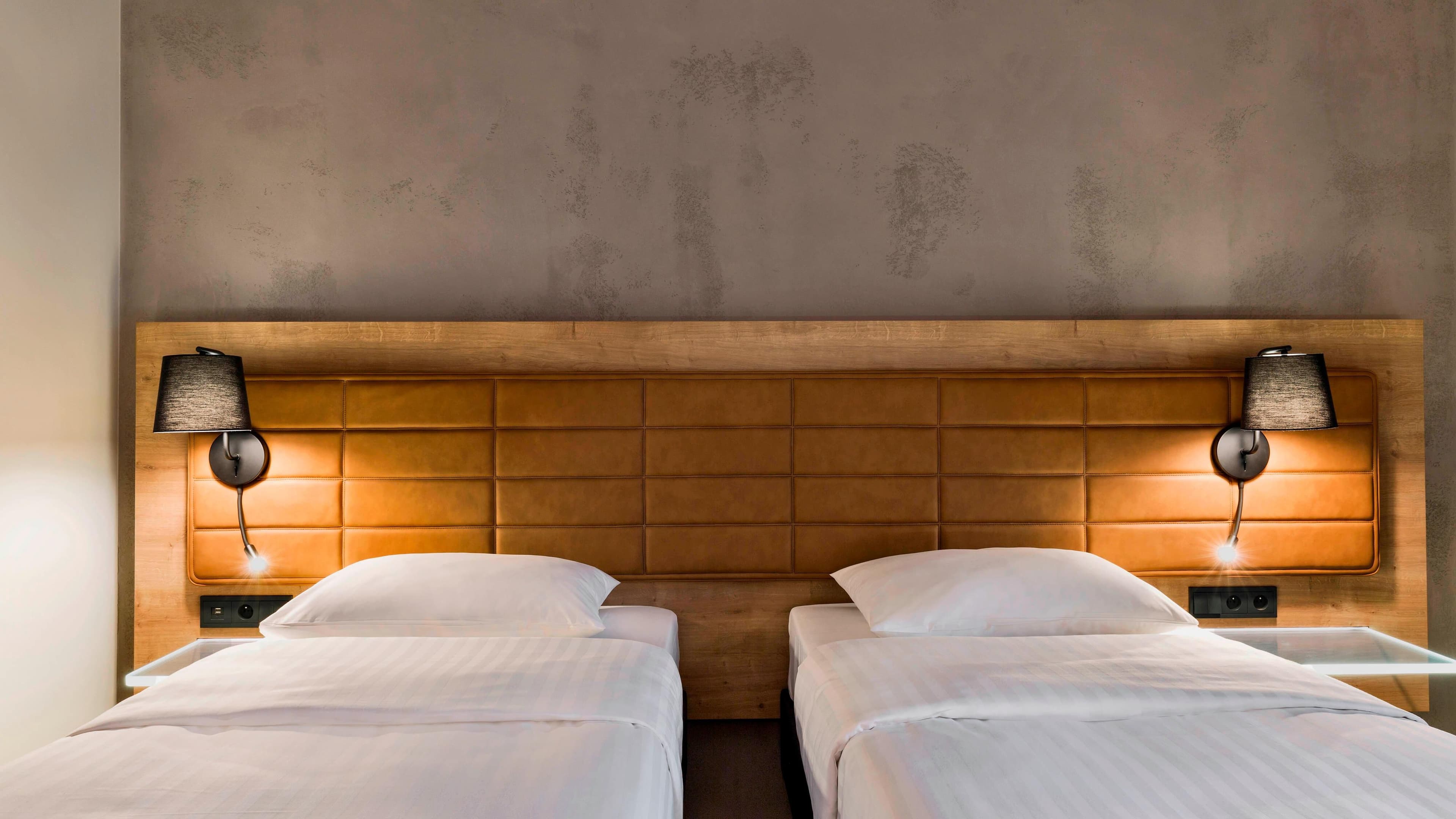 Moxy Sleeper - Image 4