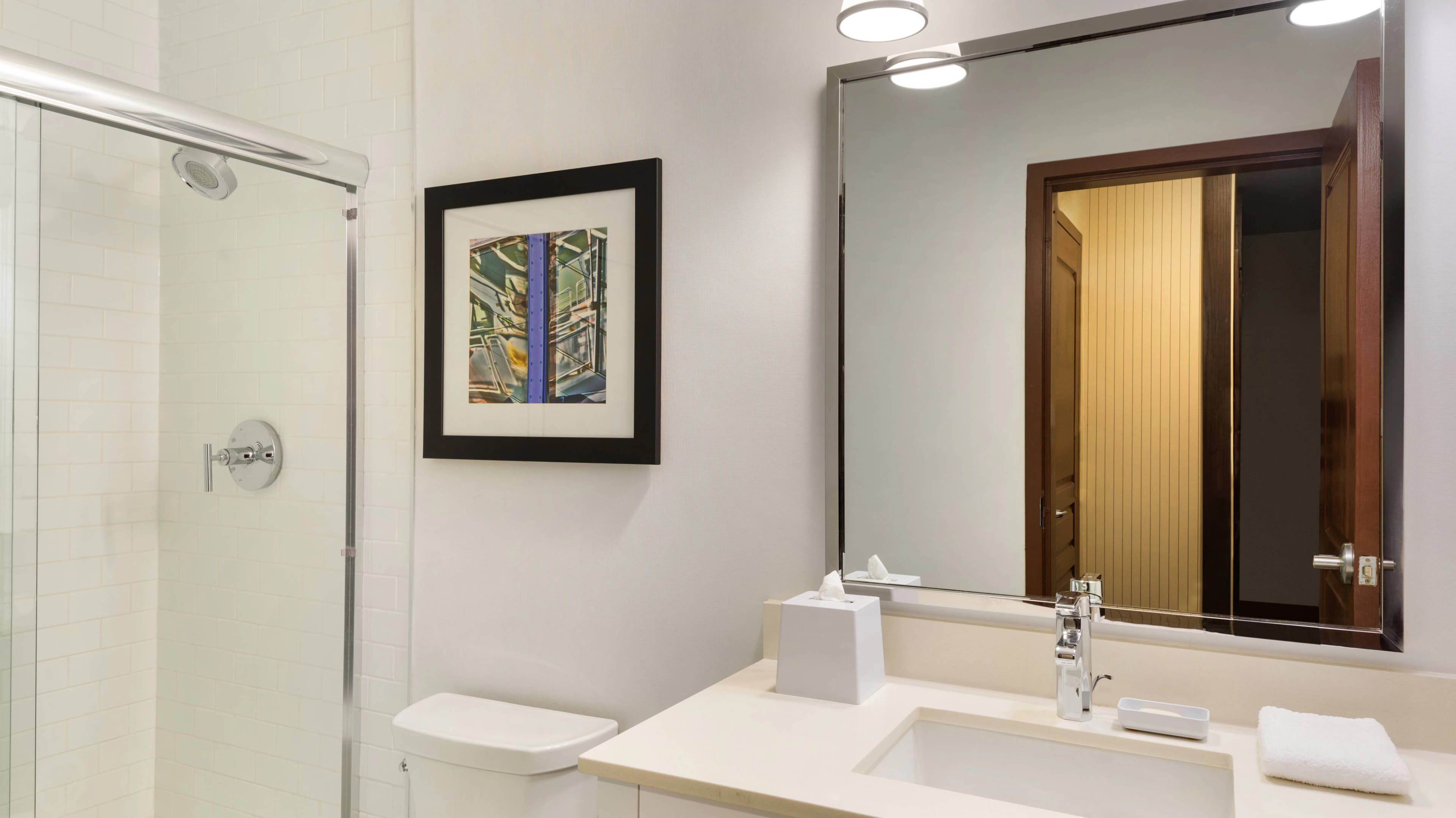 Four Points by Sheraton Surrey - Image 3