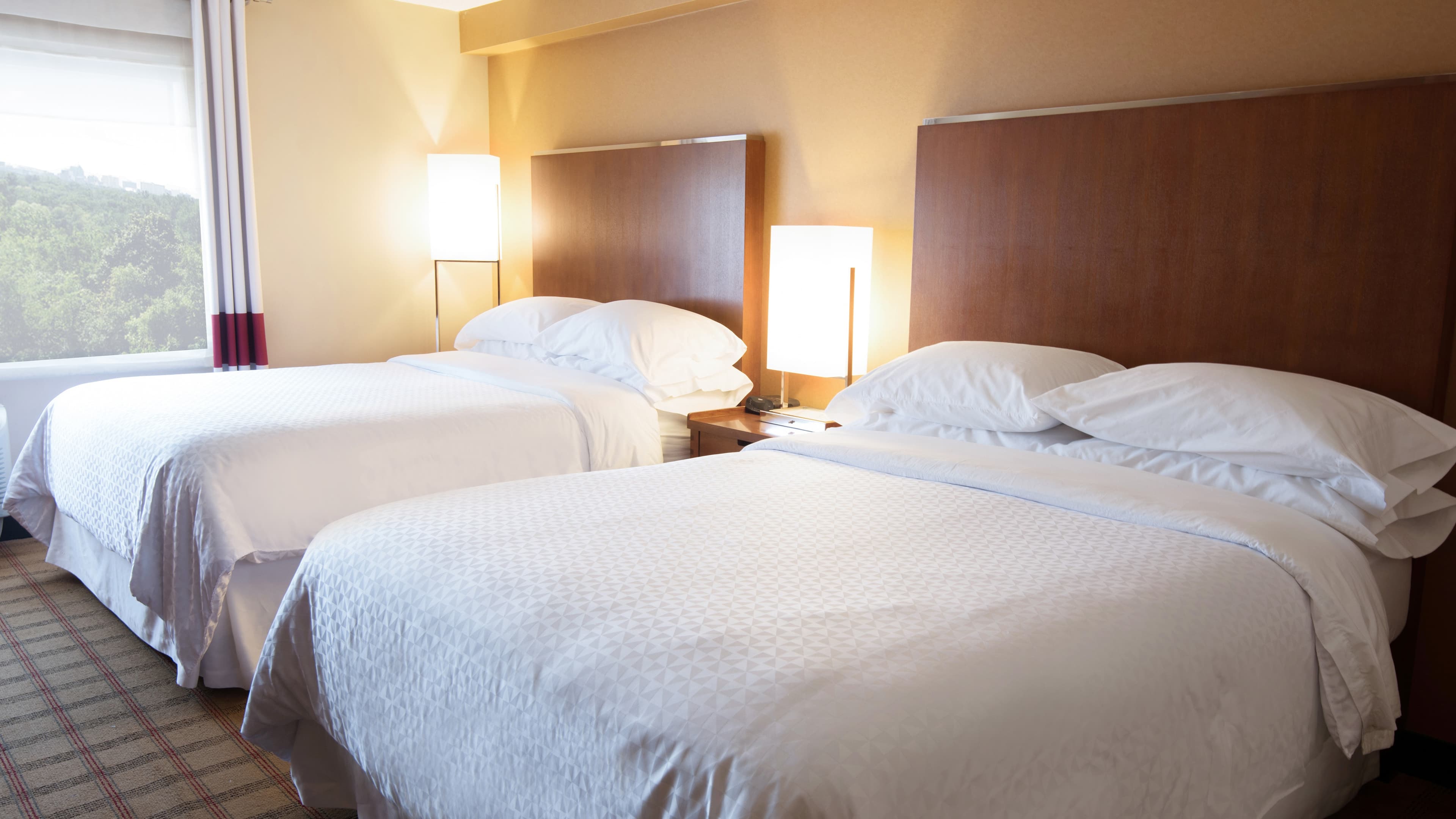 Four Points by Sheraton Winnipeg South - Image 3