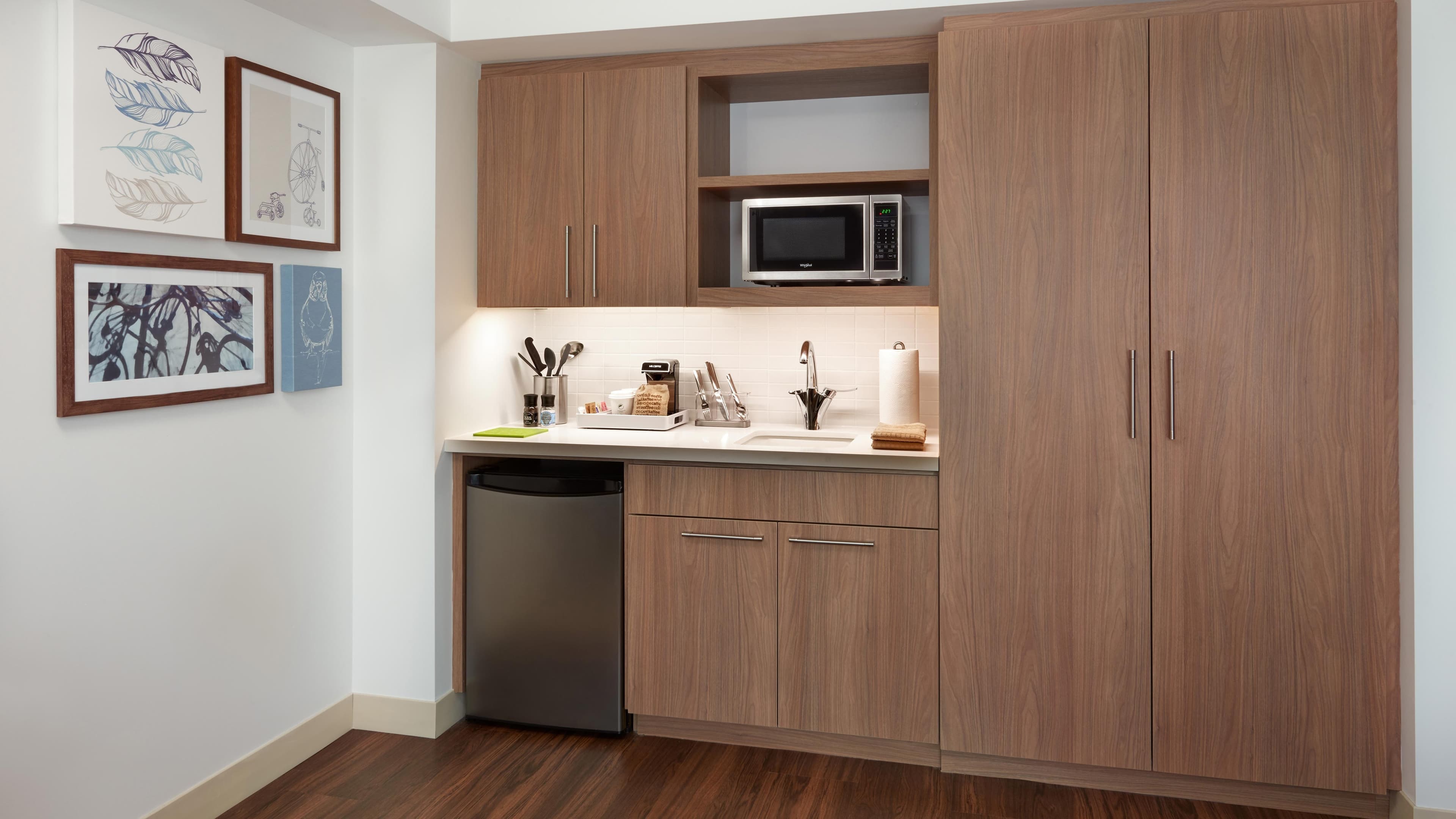 Standard - Image 3
