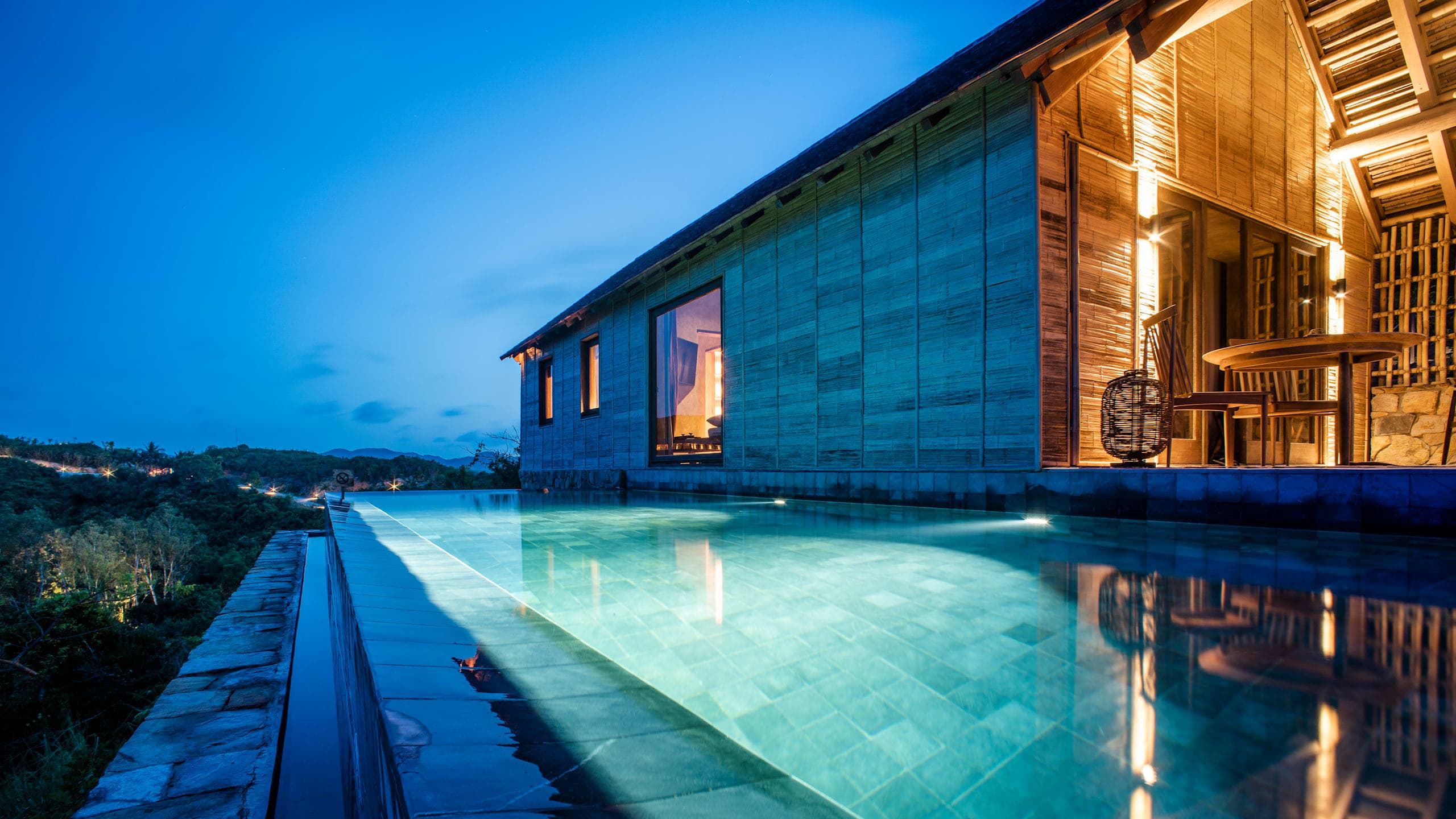 Hill Pool Villa One-Bedroom - Image 15