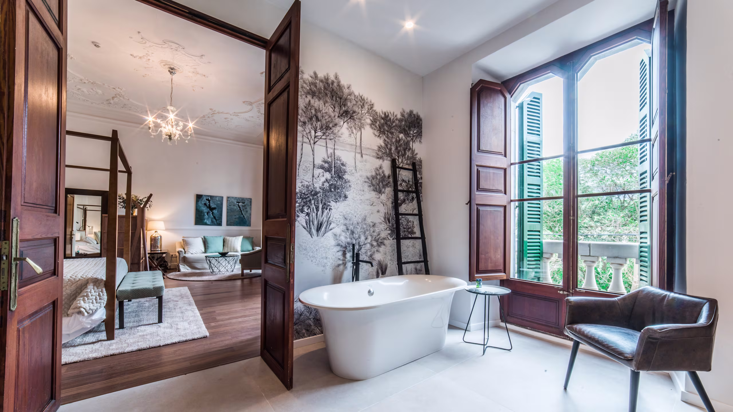 Luxury Suite - Image 1