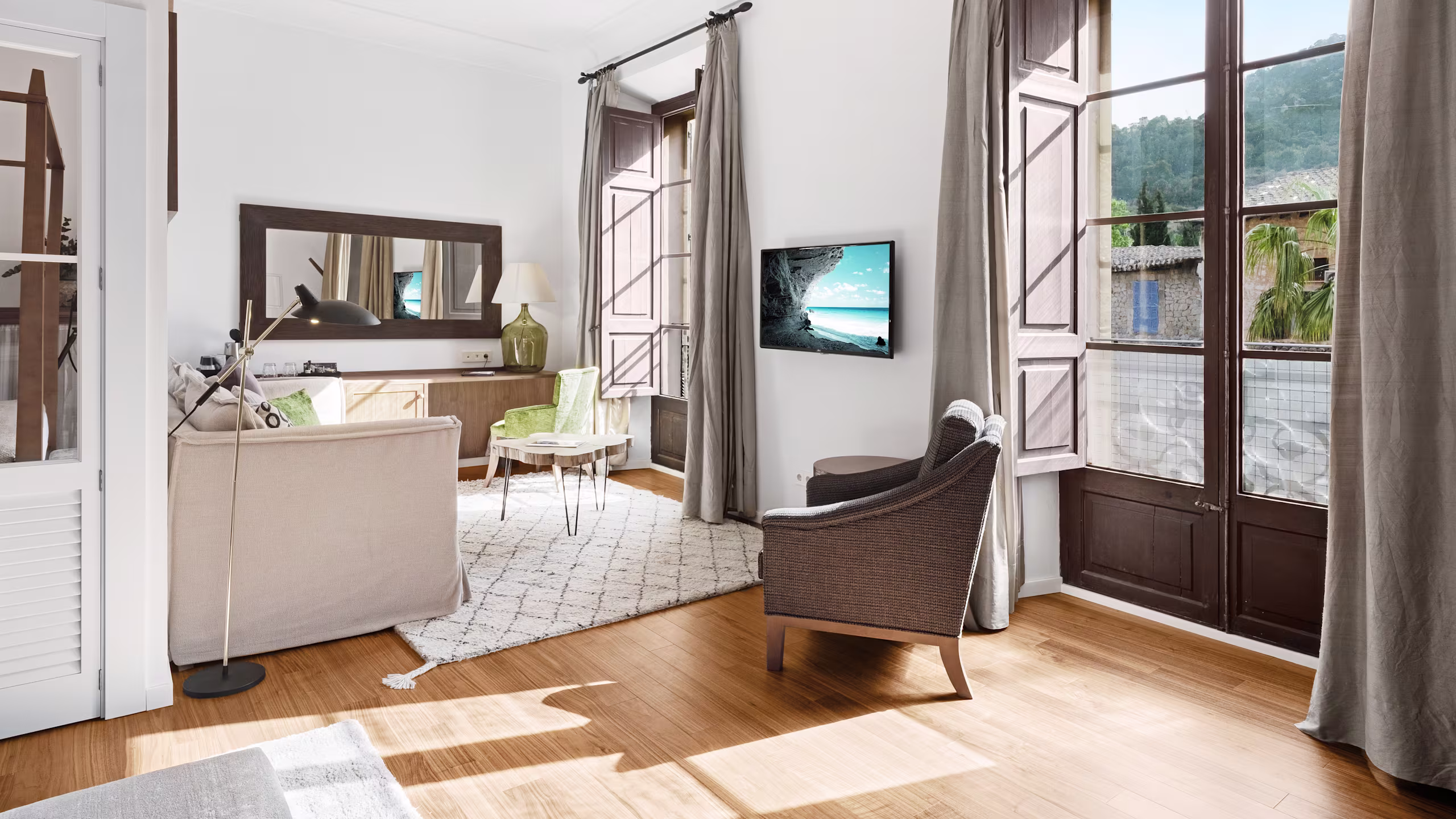 Junior Suite - Image 8