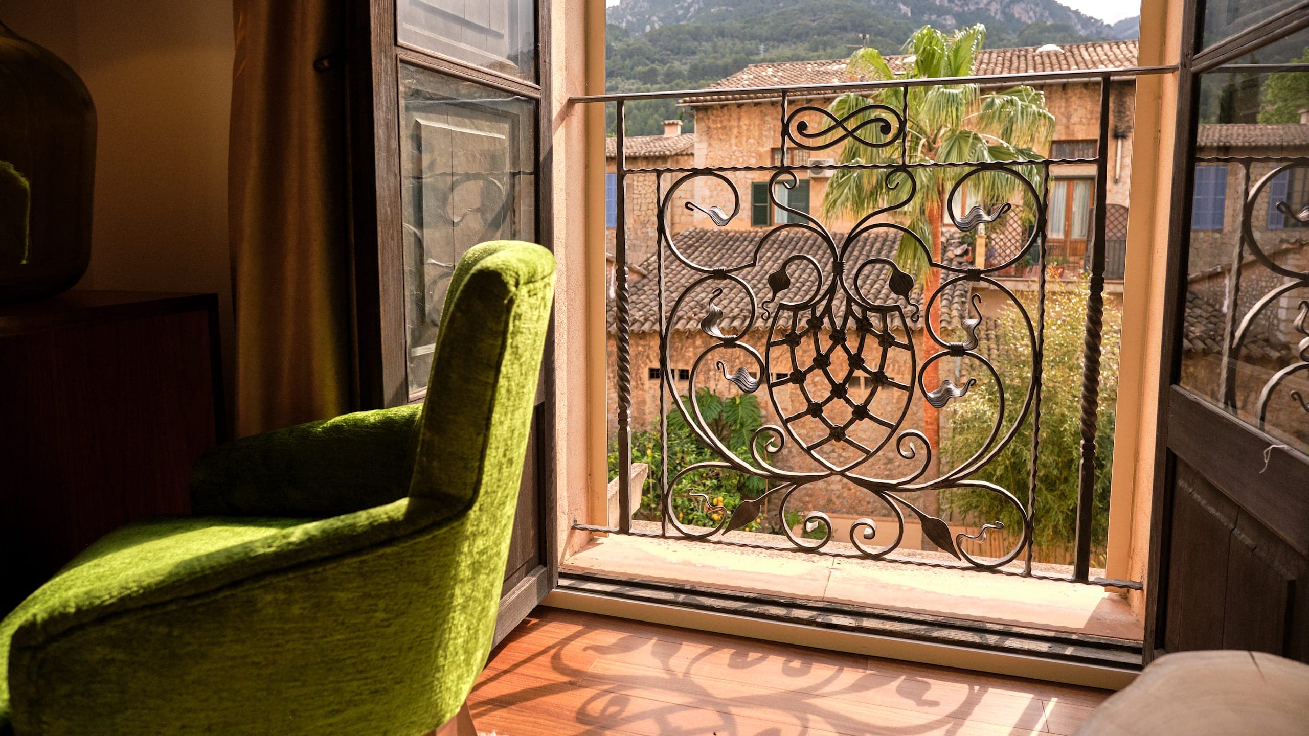 Junior Suite - Image 4