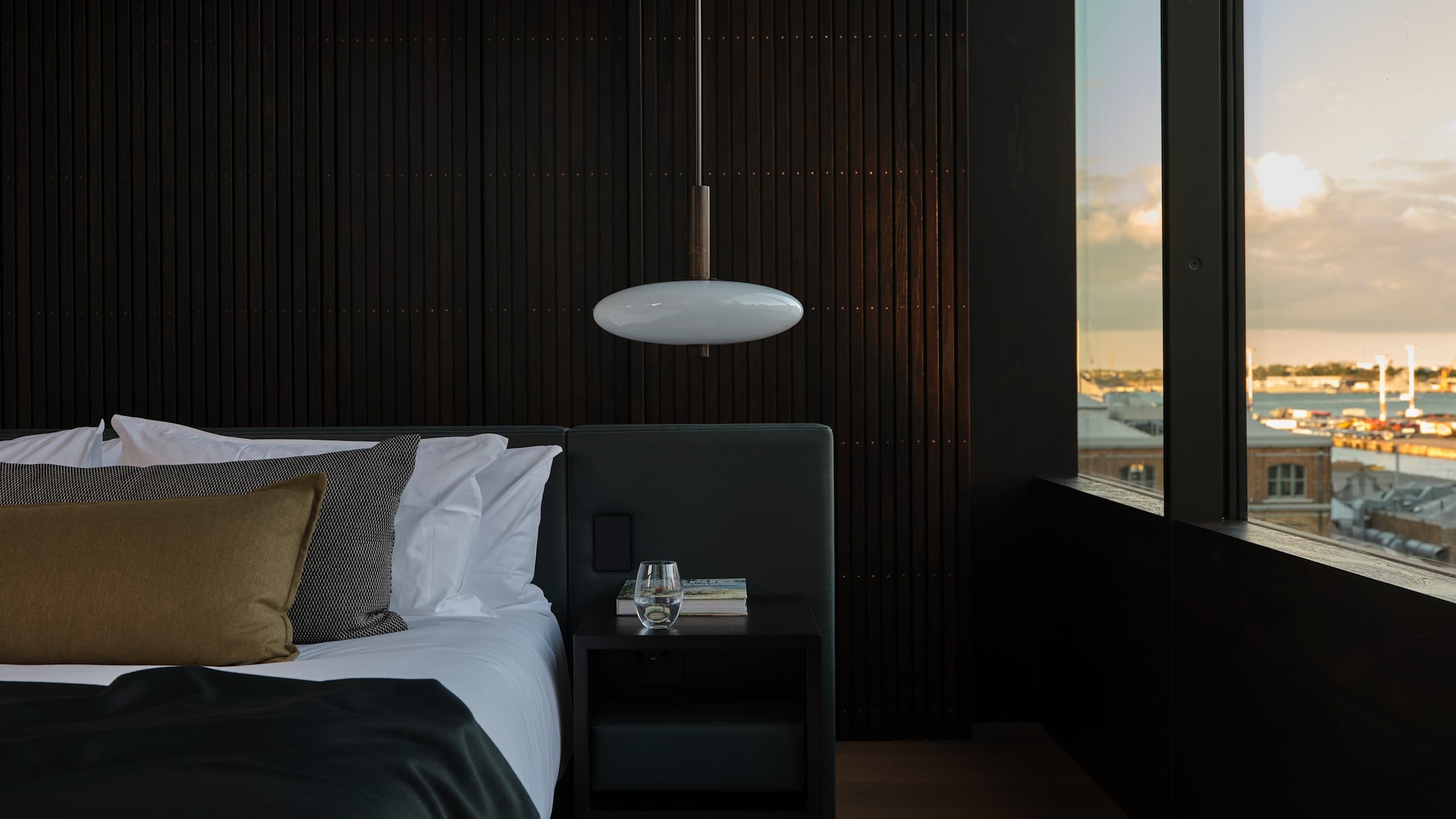 Laneway Room - Image 7