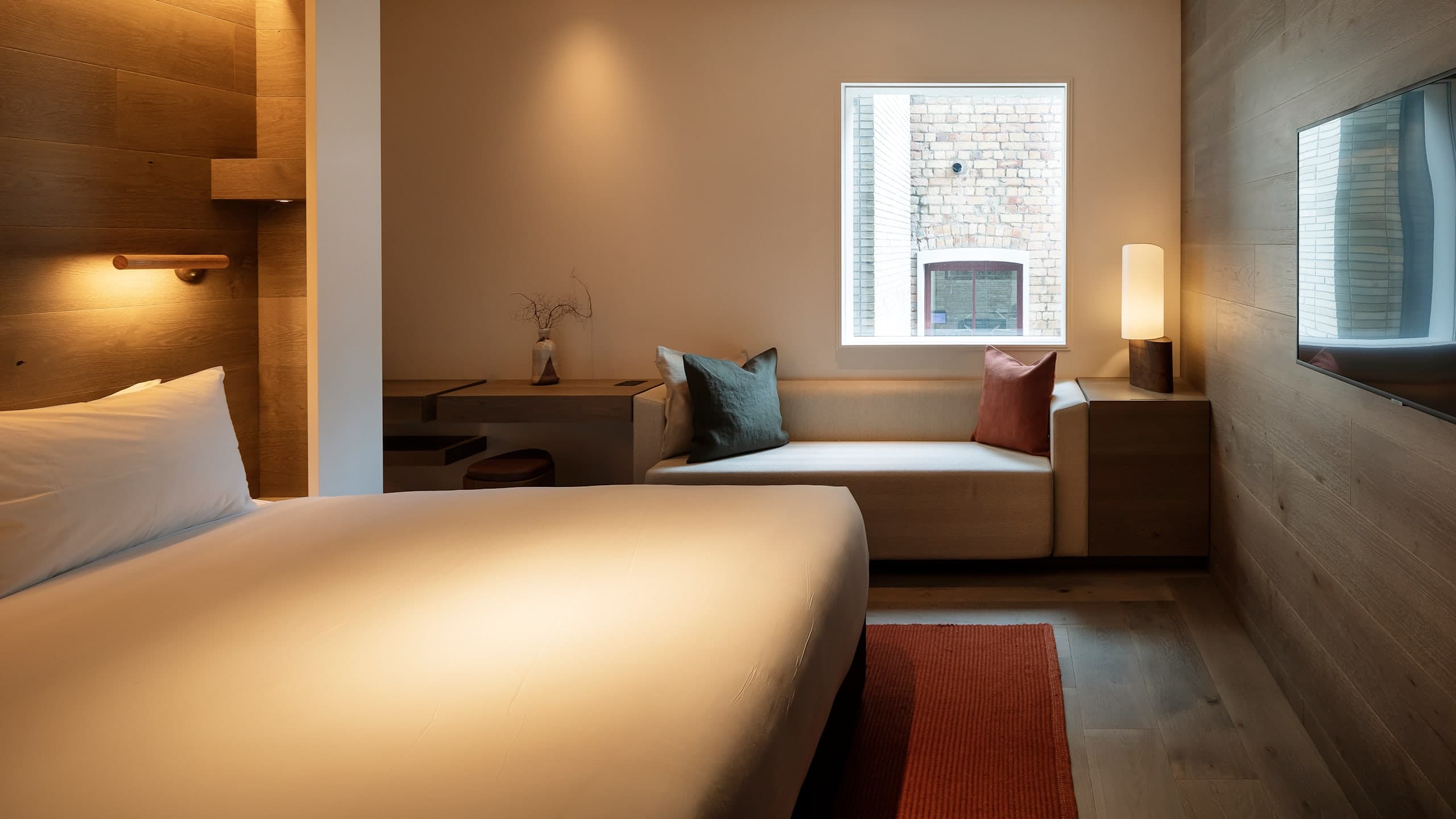 Laneway Room - Image 3