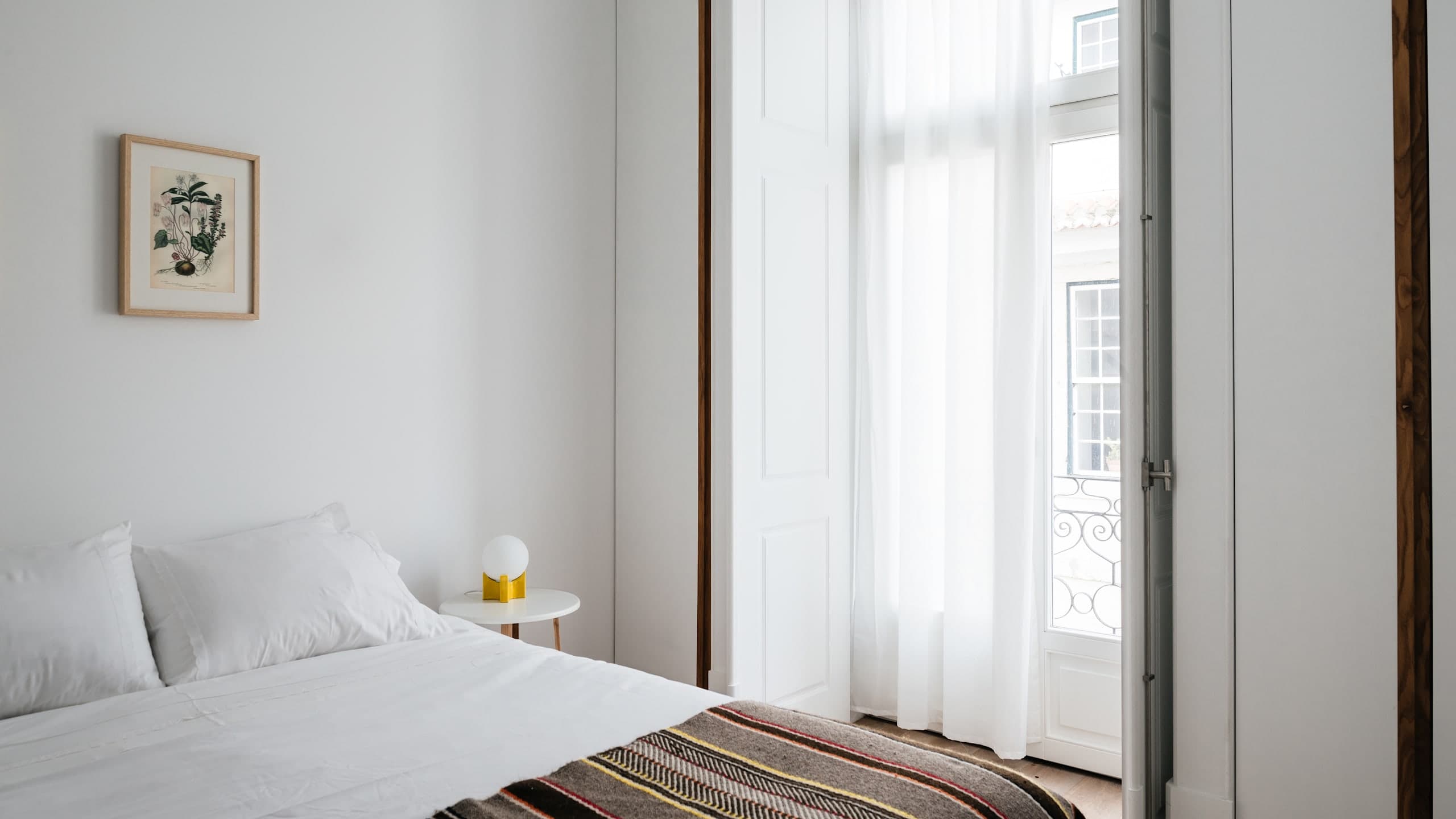 One-Bedroom Apartment - Image 16