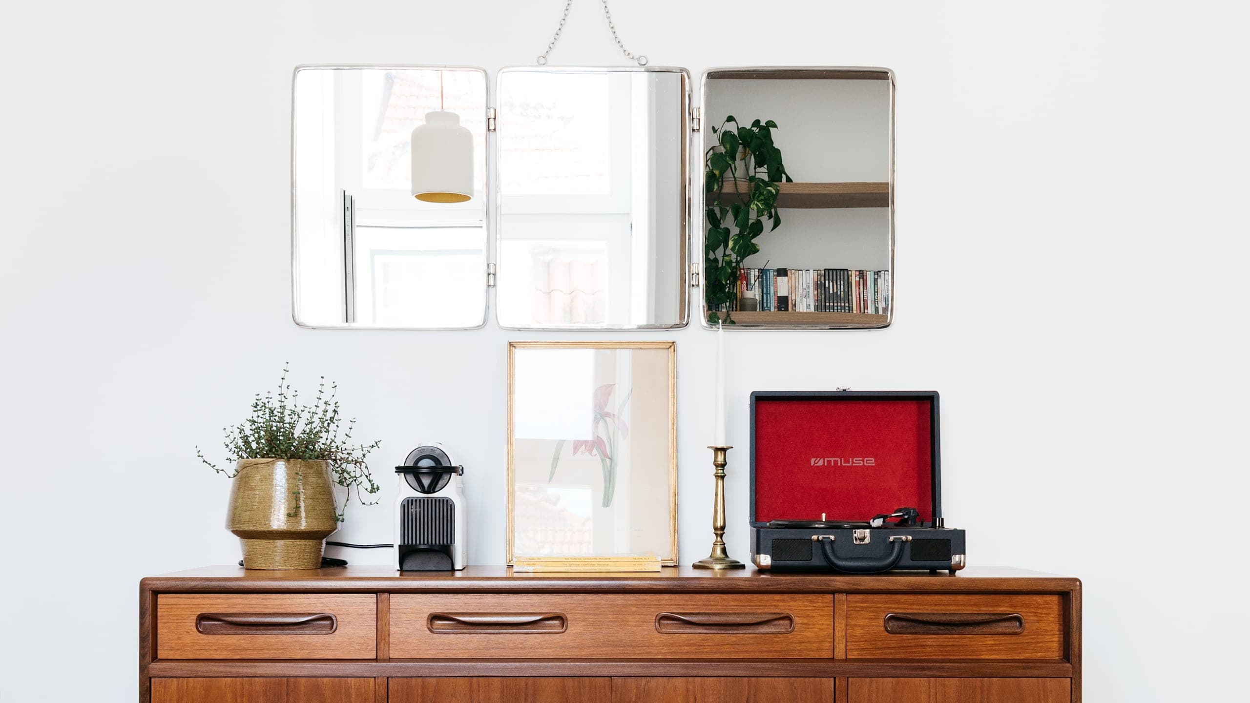 One-Bedroom Apartment - Image 15