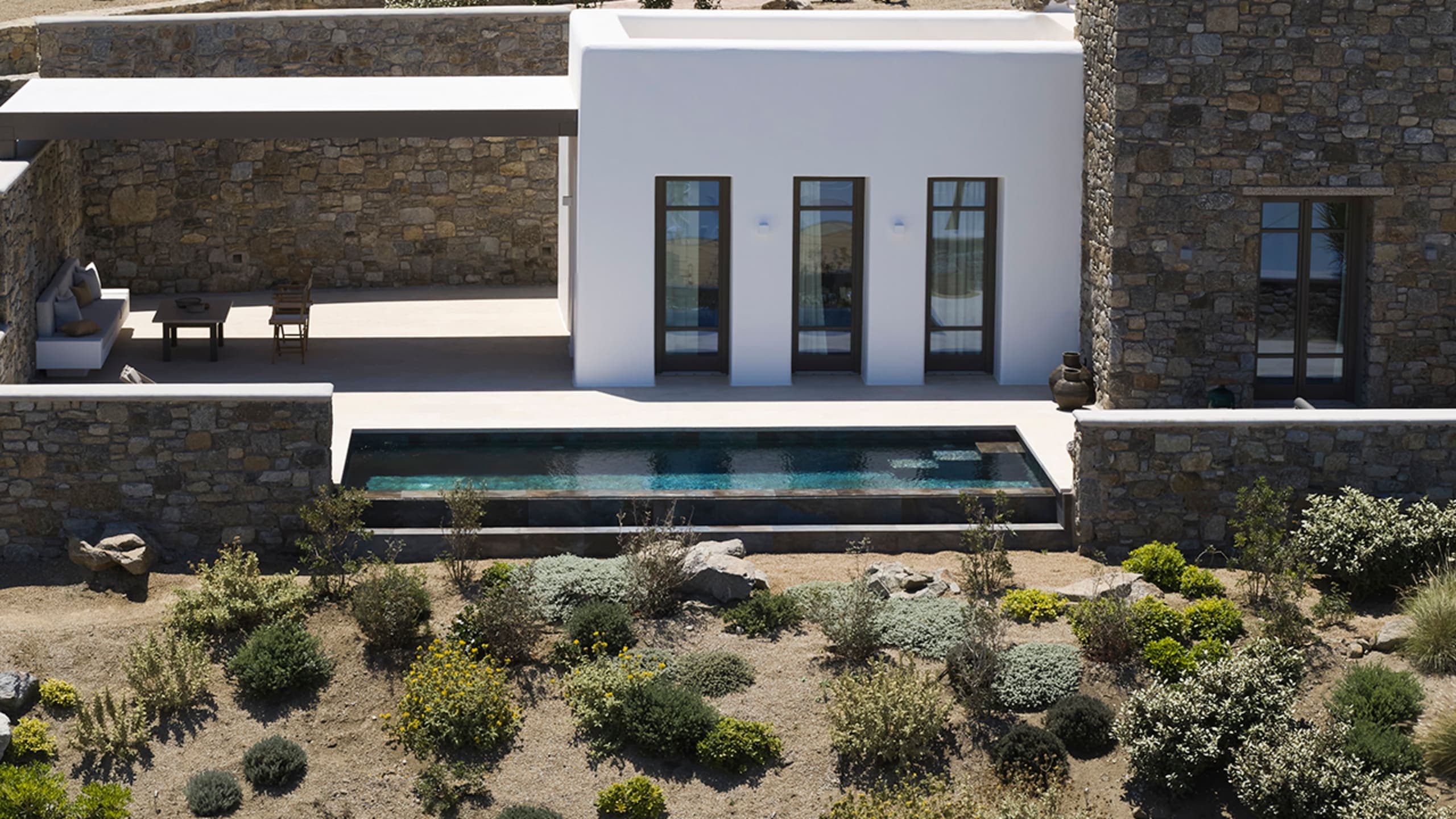 Bonzoe One Bedroom Home Sea View with Heated Private Pool - Image 5
