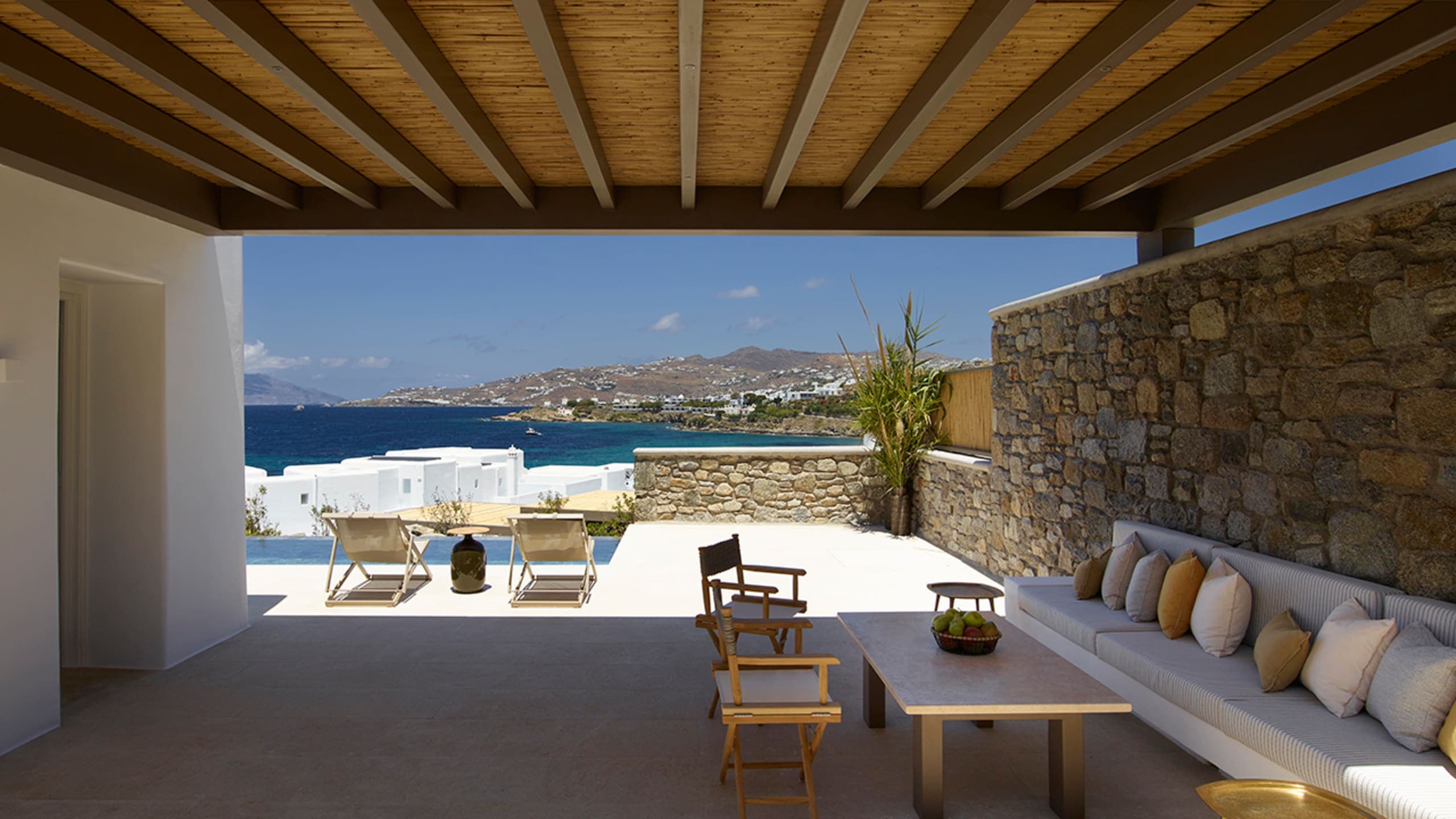 Bonzoe One Bedroom Home Sea View with Heated Private Pool - Image 4