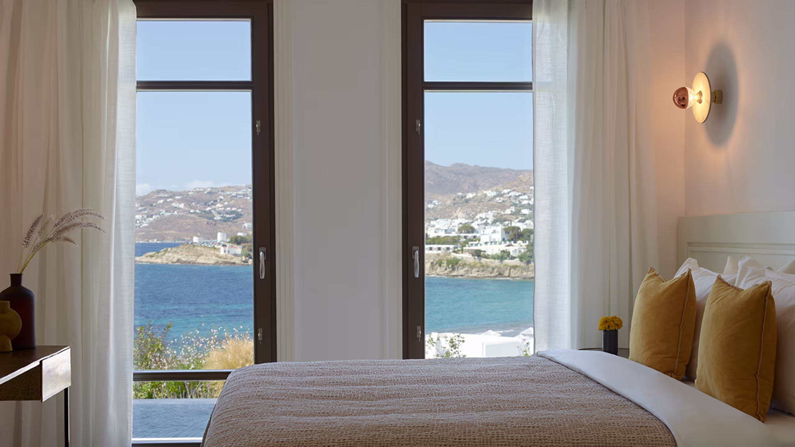Bonzoe One Bedroom Home Sea View with Heated Private Pool - Image 1