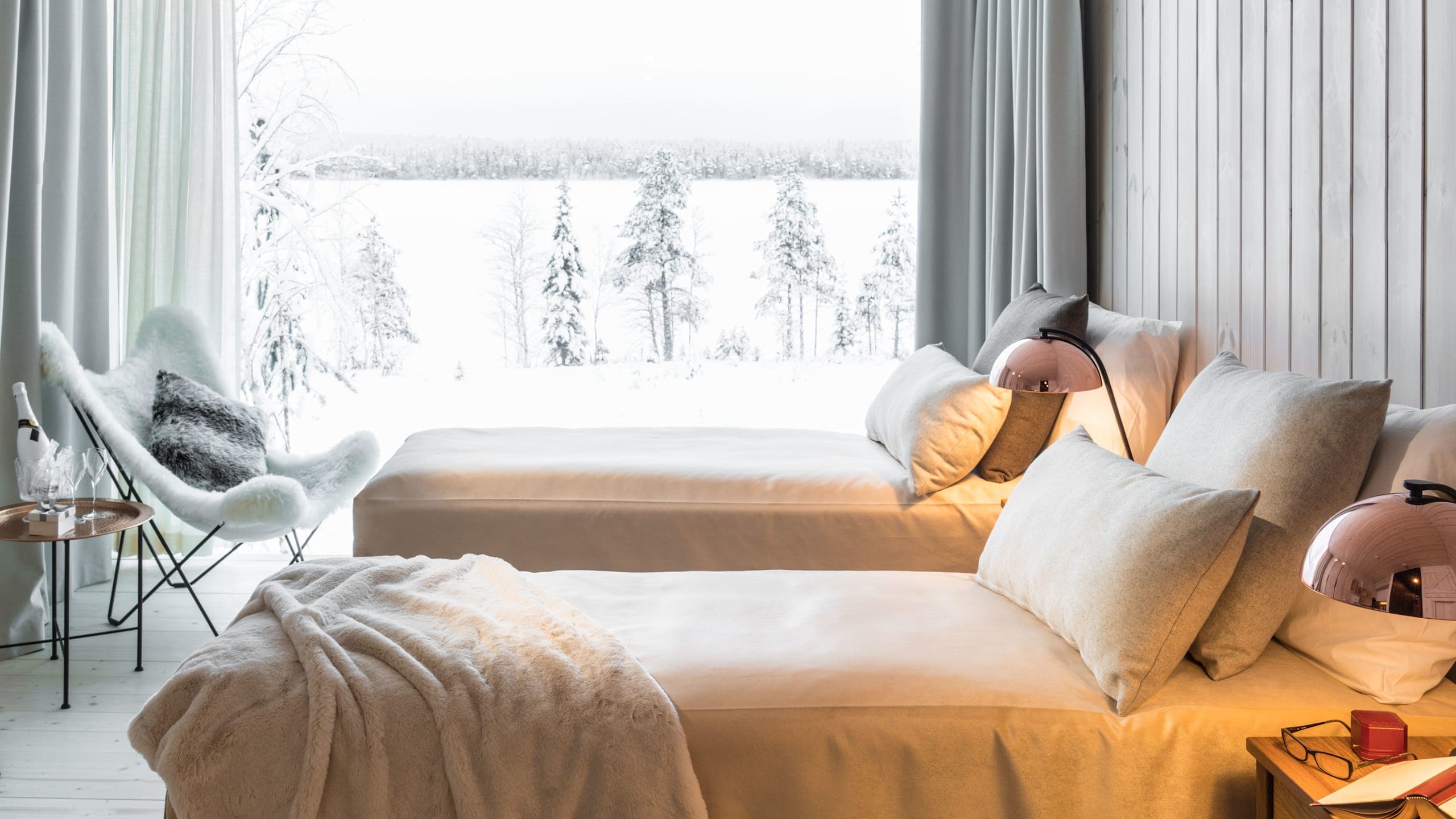 Arctic TreeHouse Suite Twin with Nest-like Bed - Image 4