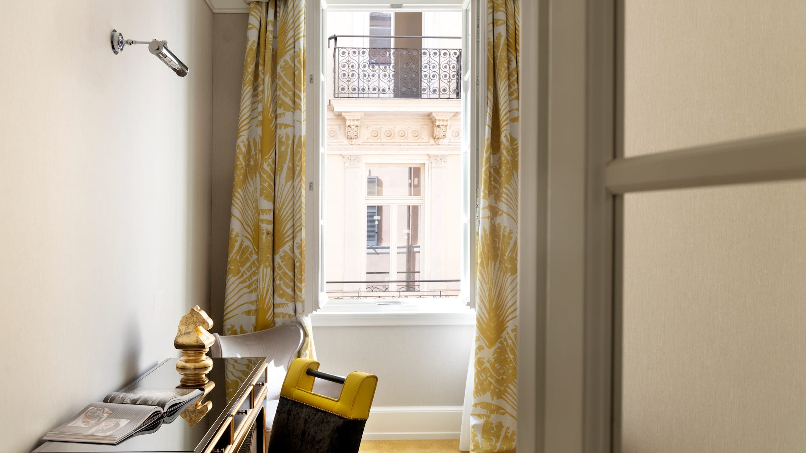 Prestige Room - Image 1