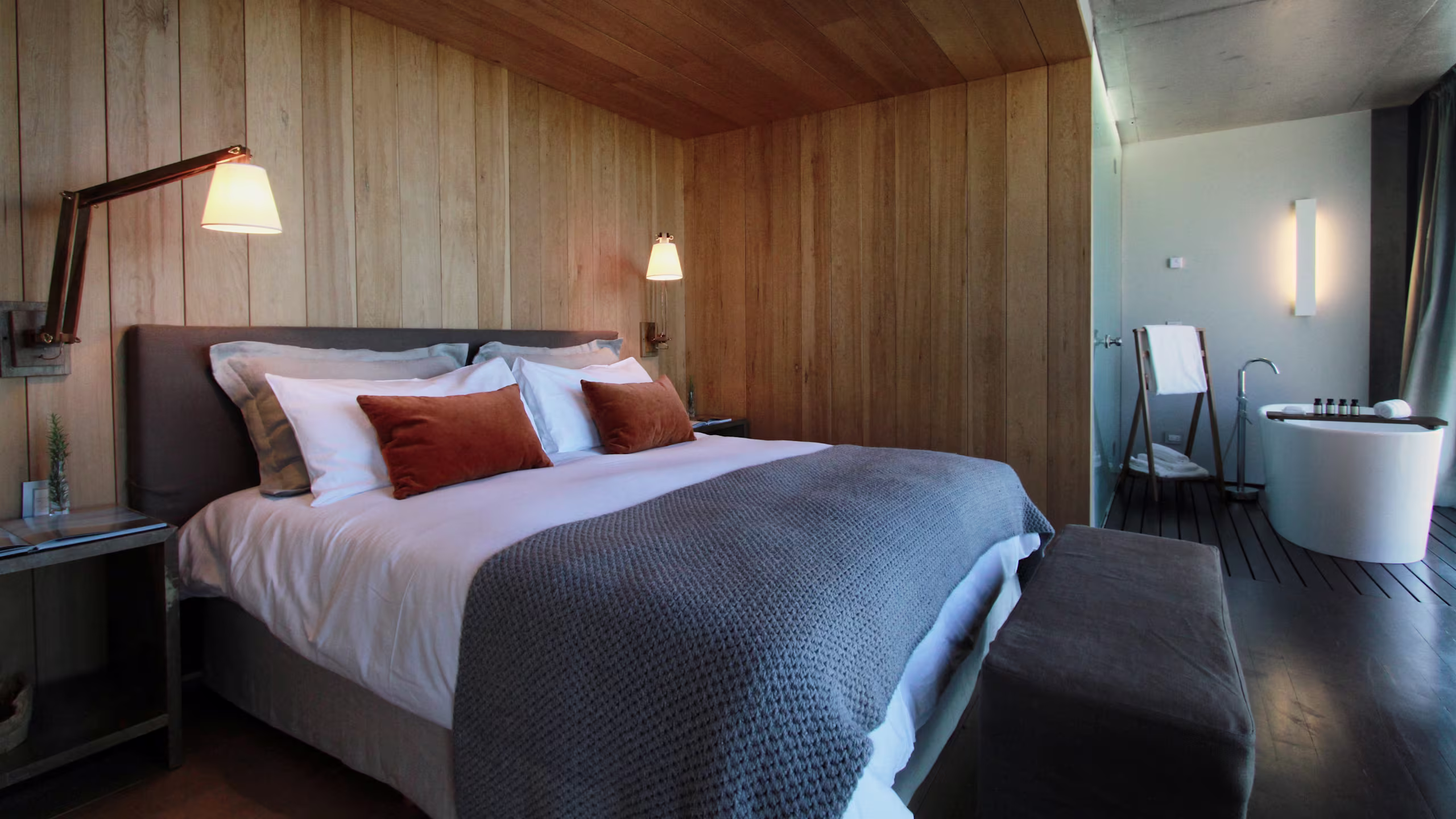 Laguna Suite - Image 1