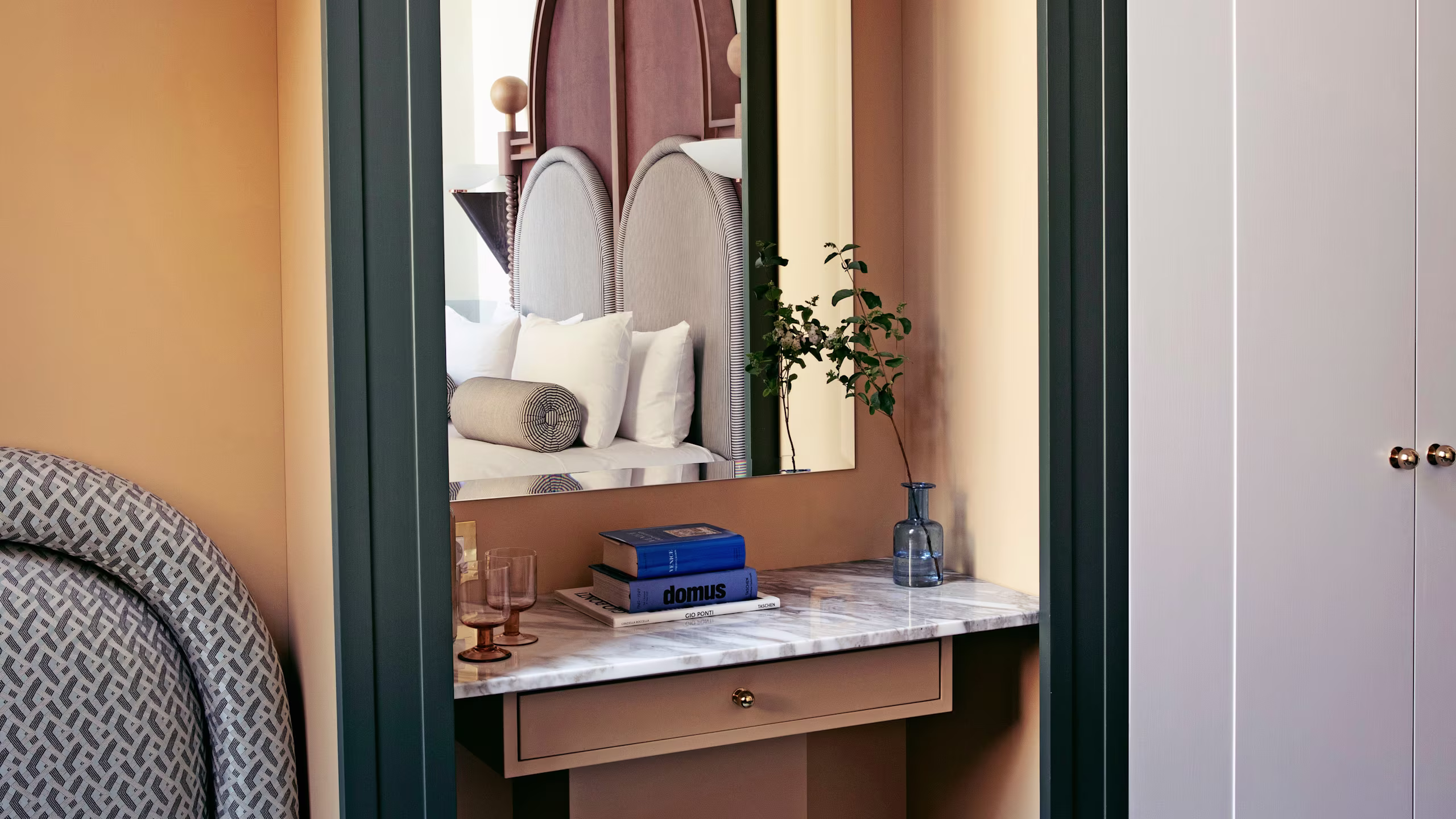 Romite Superior Room - Image 7