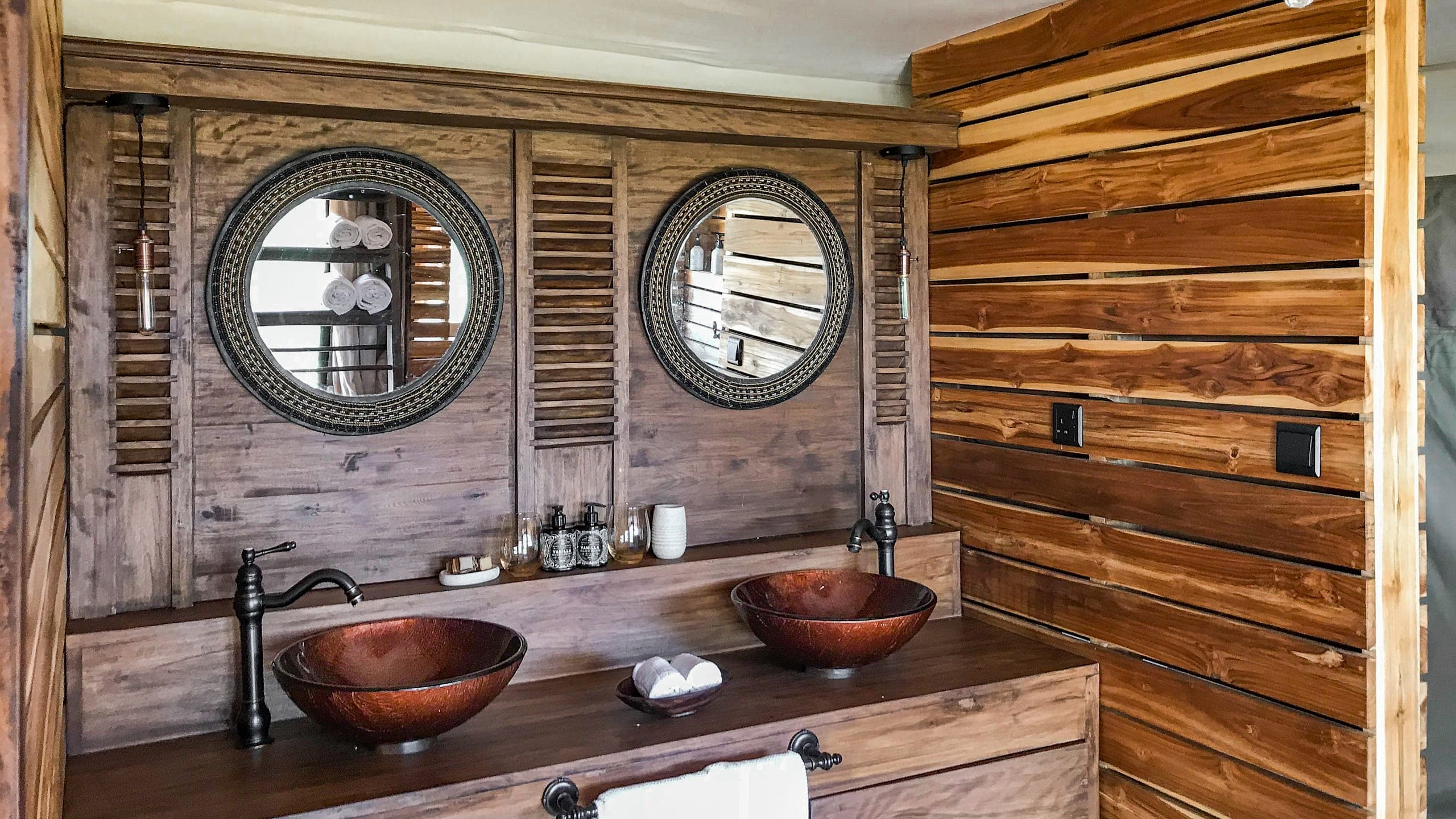 Aurari Camp - Image 2