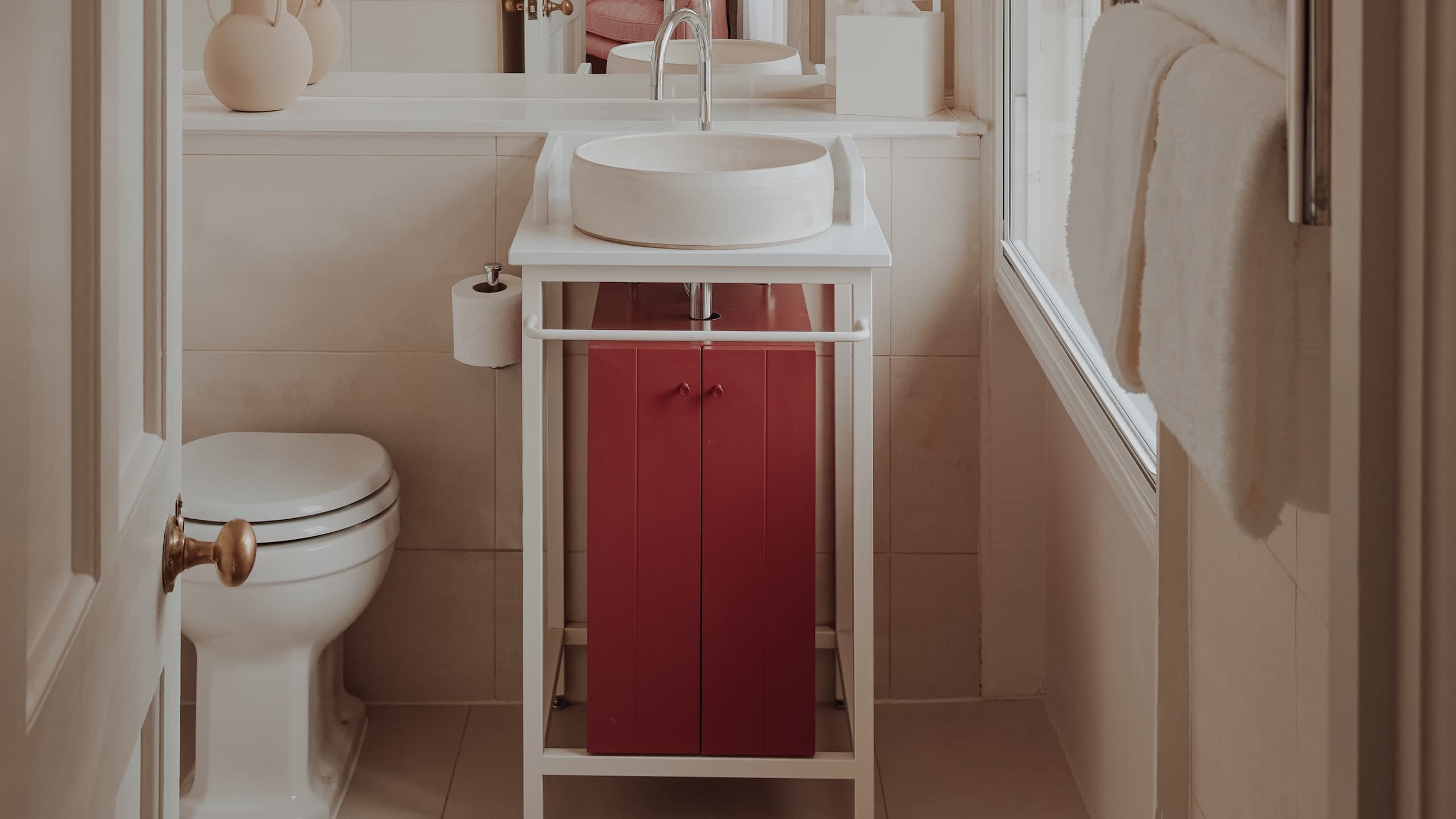 Guest Room - Image 3