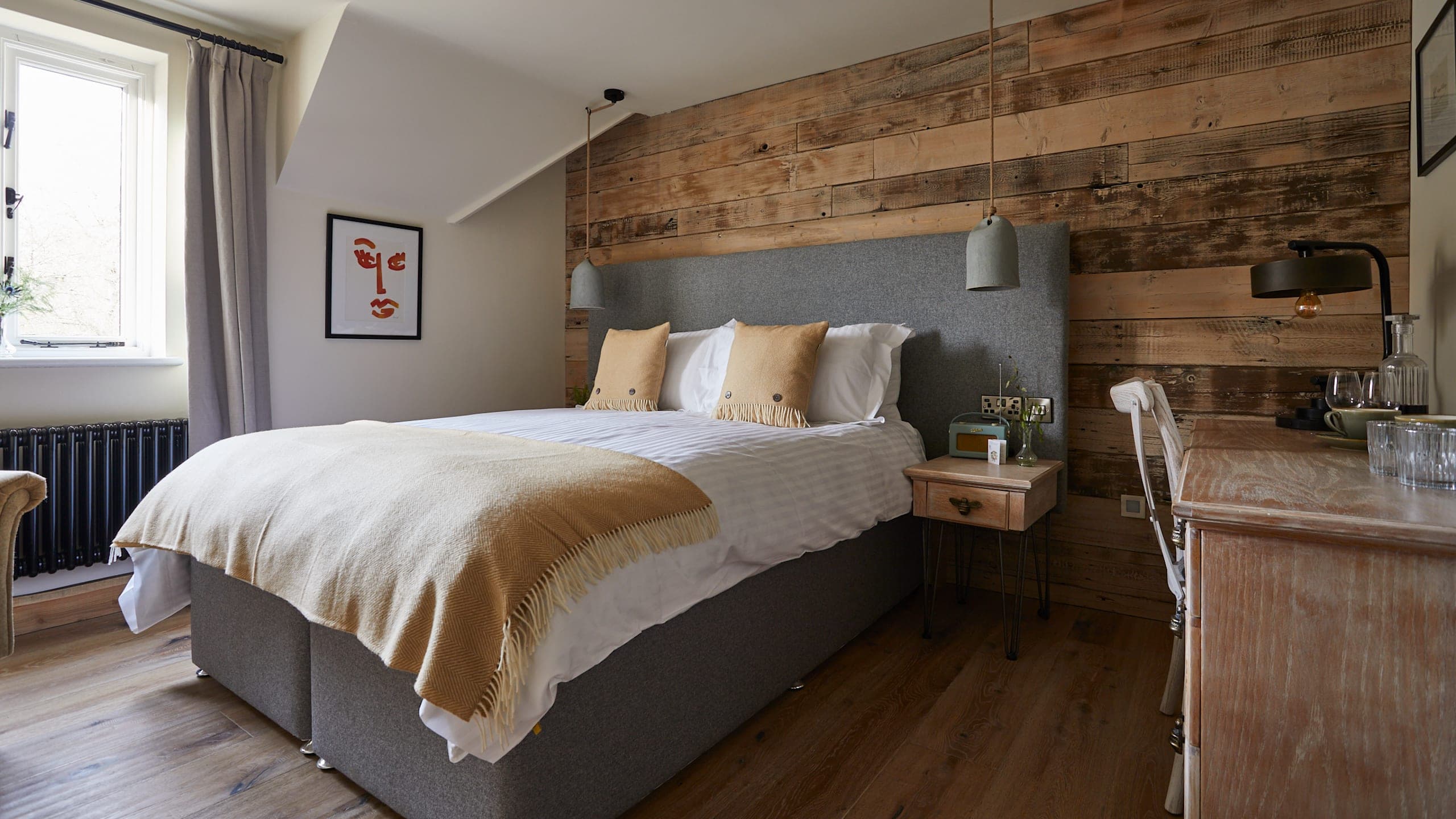 Ampney Hills Rooms - Image 2