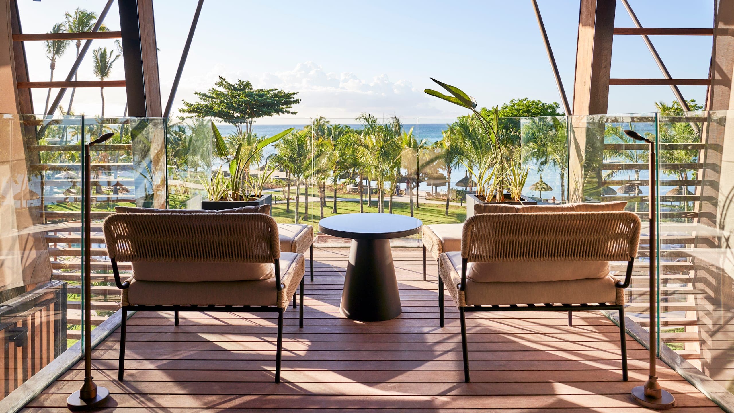 Lux Junior Suite - Image 3