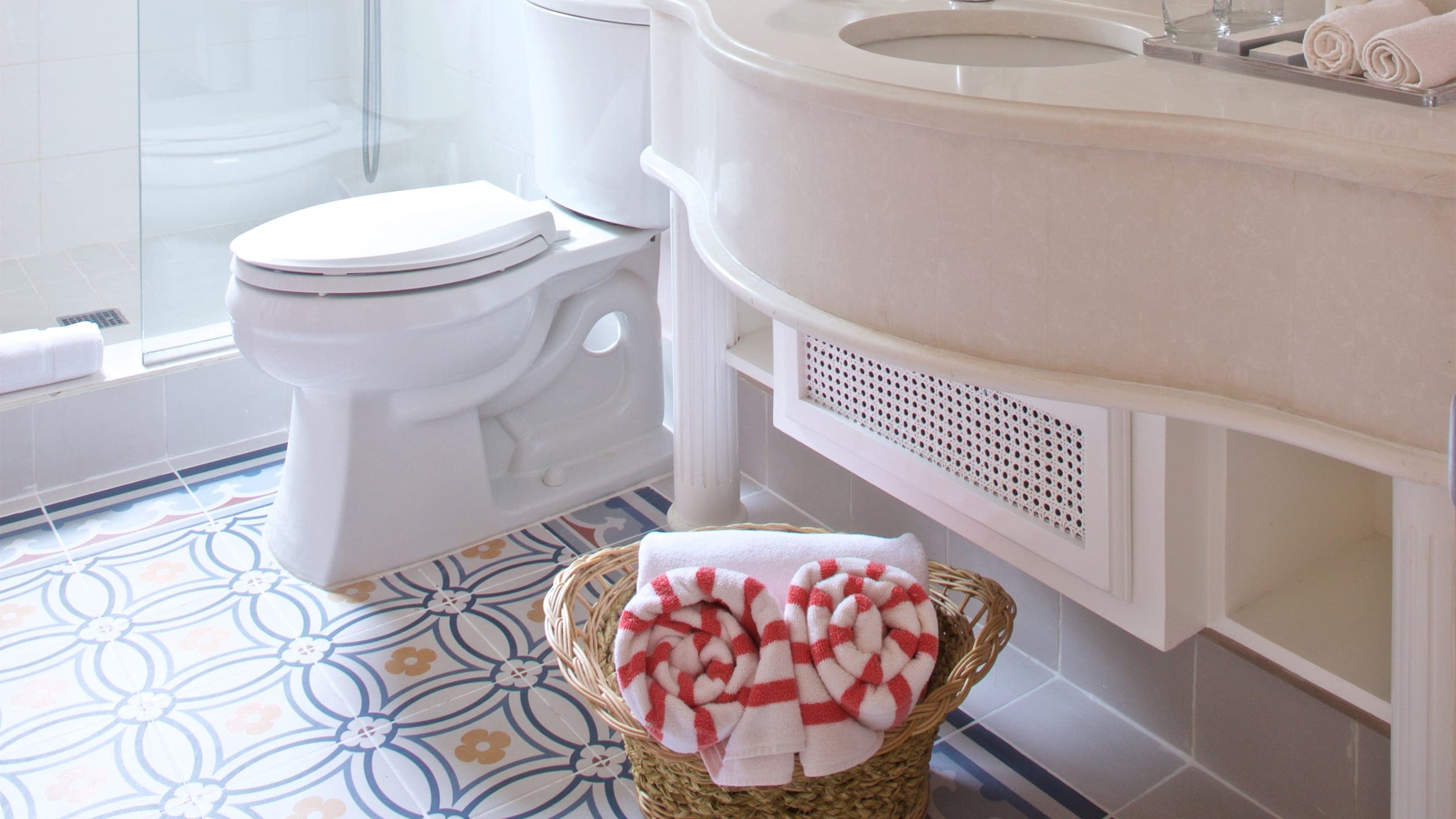 Upper Circle Suite - Image 5