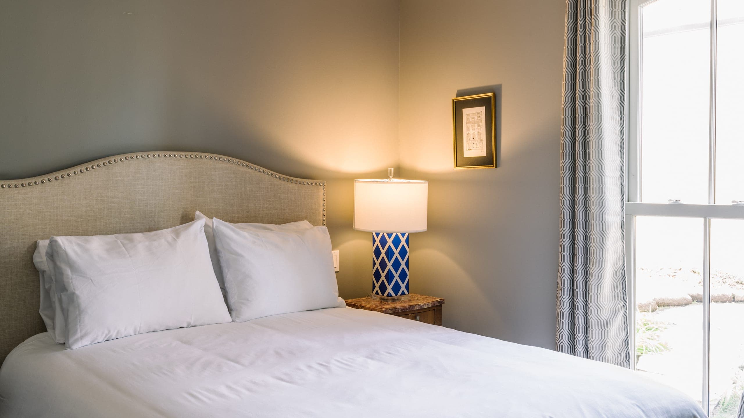 The Loyalist Suite - Image 2