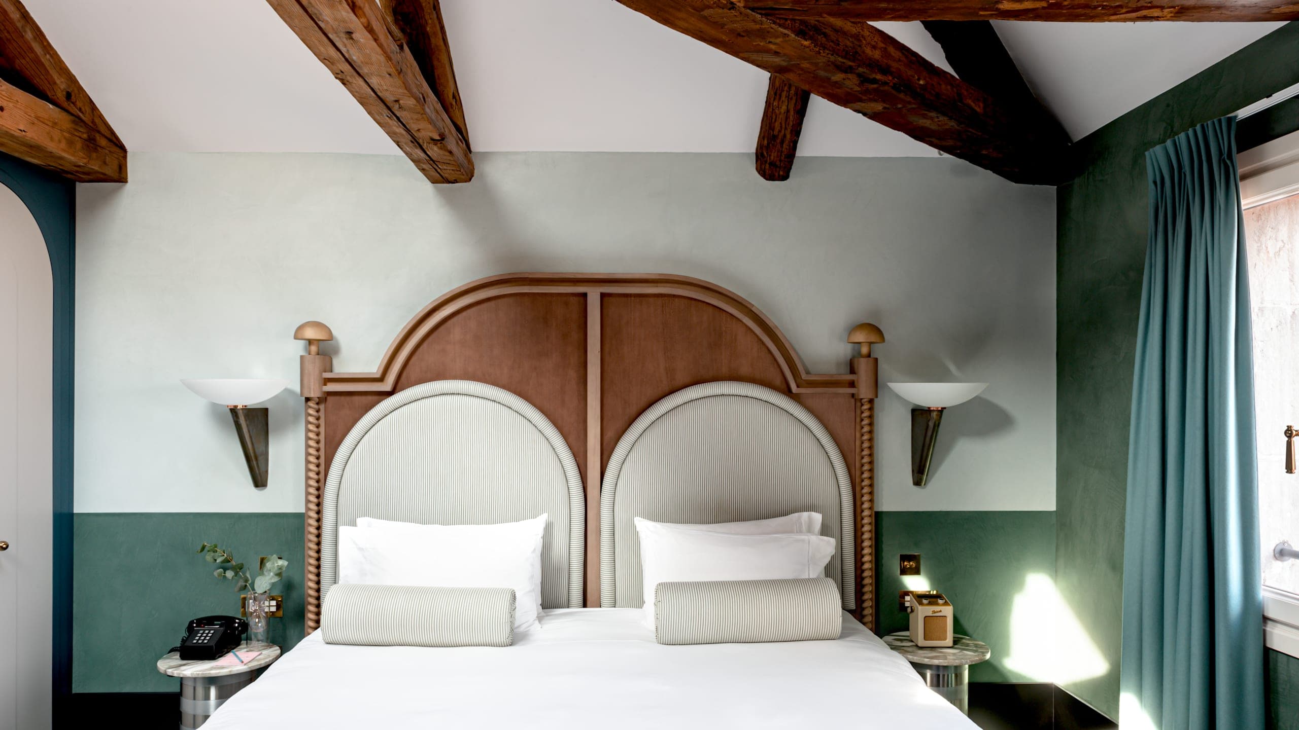 Ognisanti Deluxe Room - Image 1