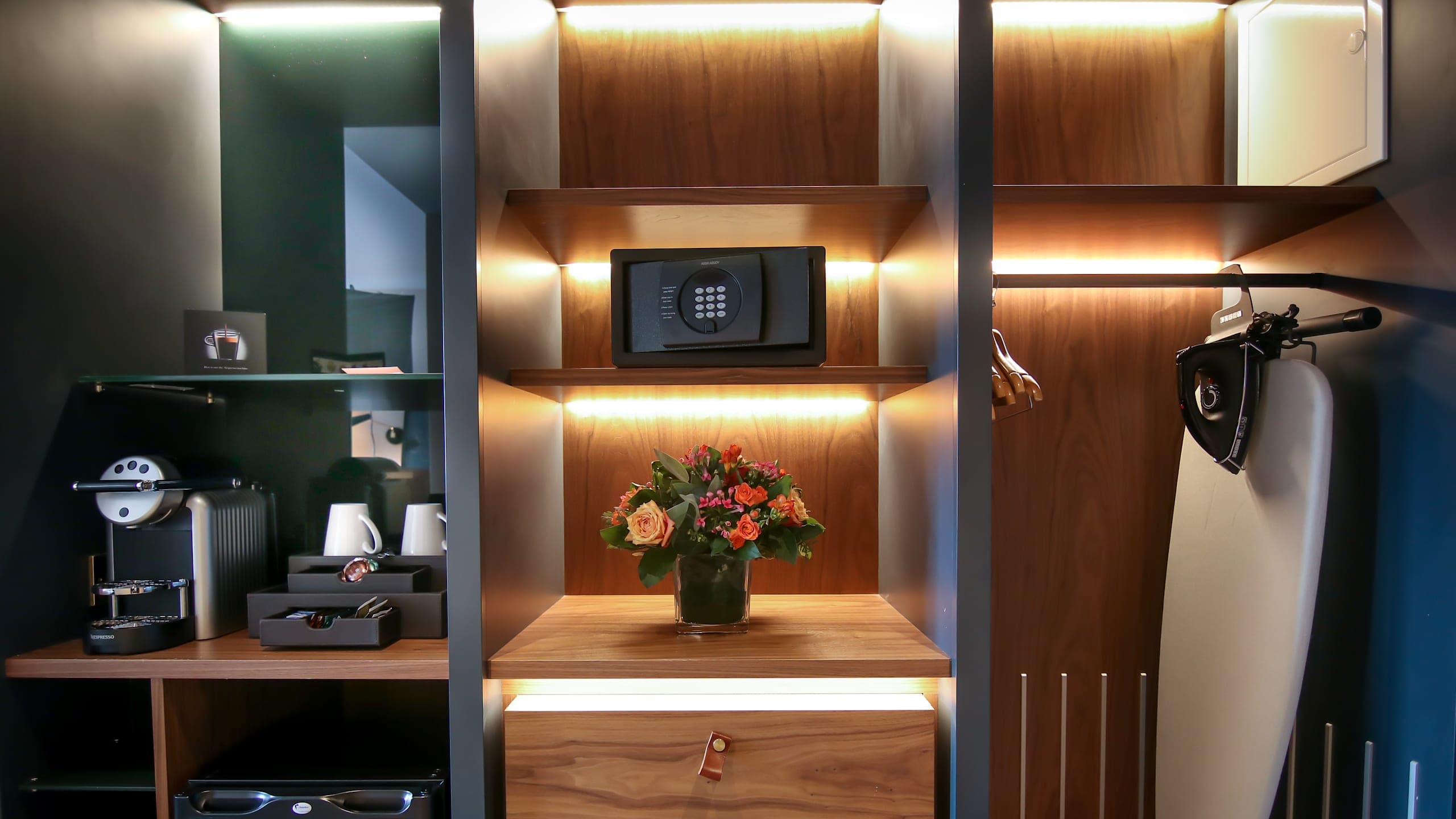 Executive King Room - Image 2