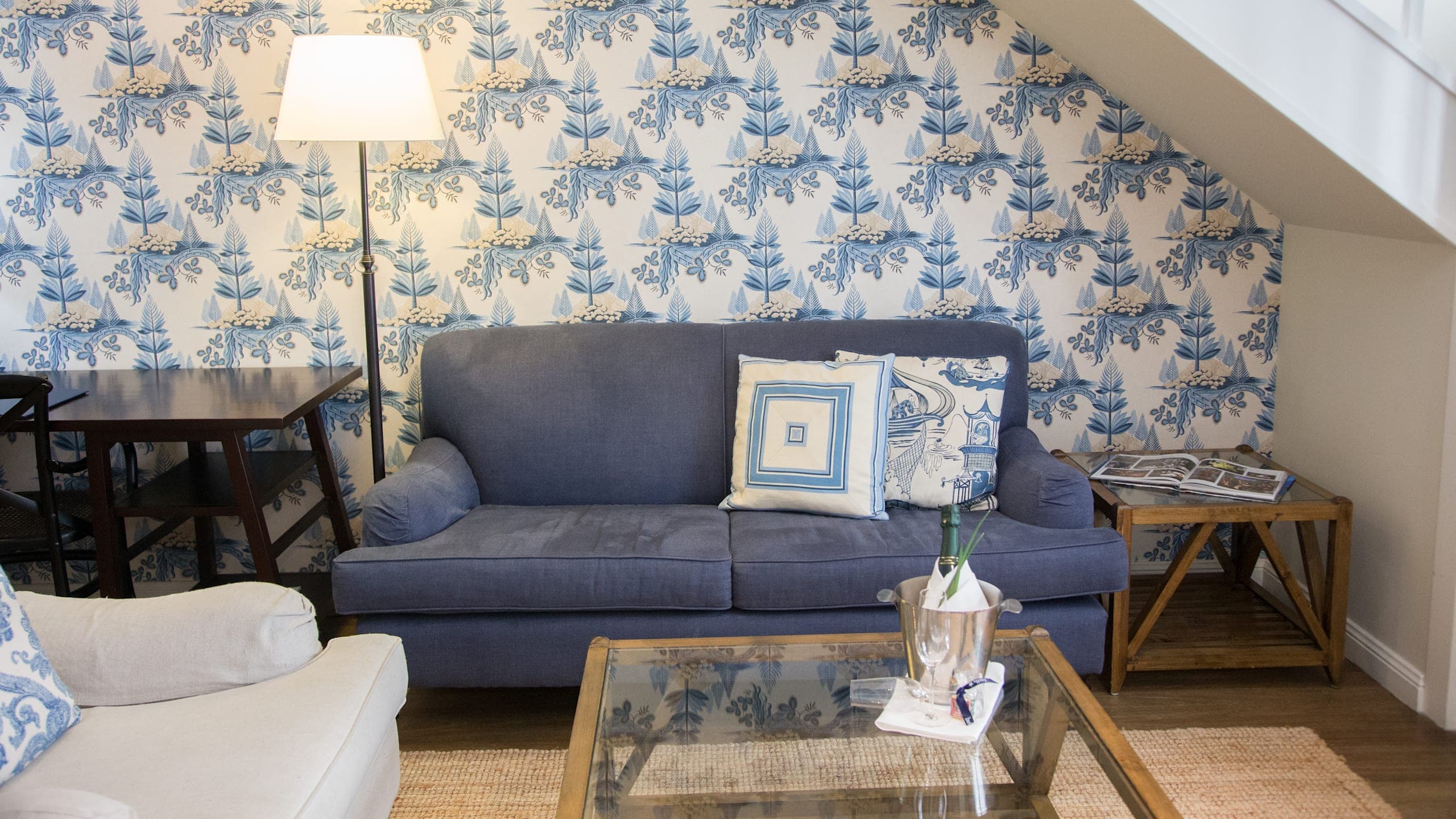 Deluxe Two Storey Cottage - Image 1