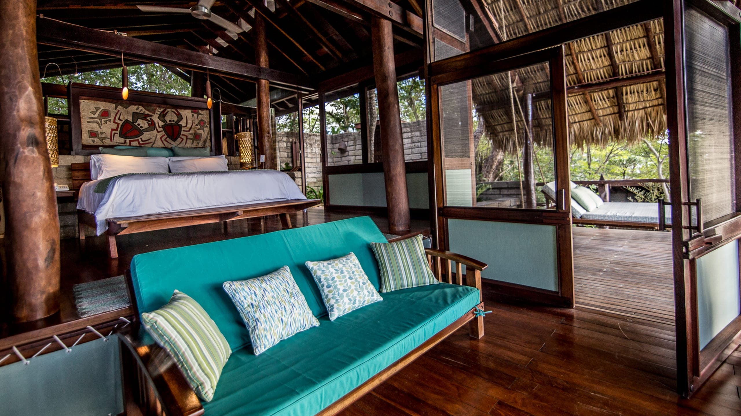 Ocean View Bungalow - Image 6