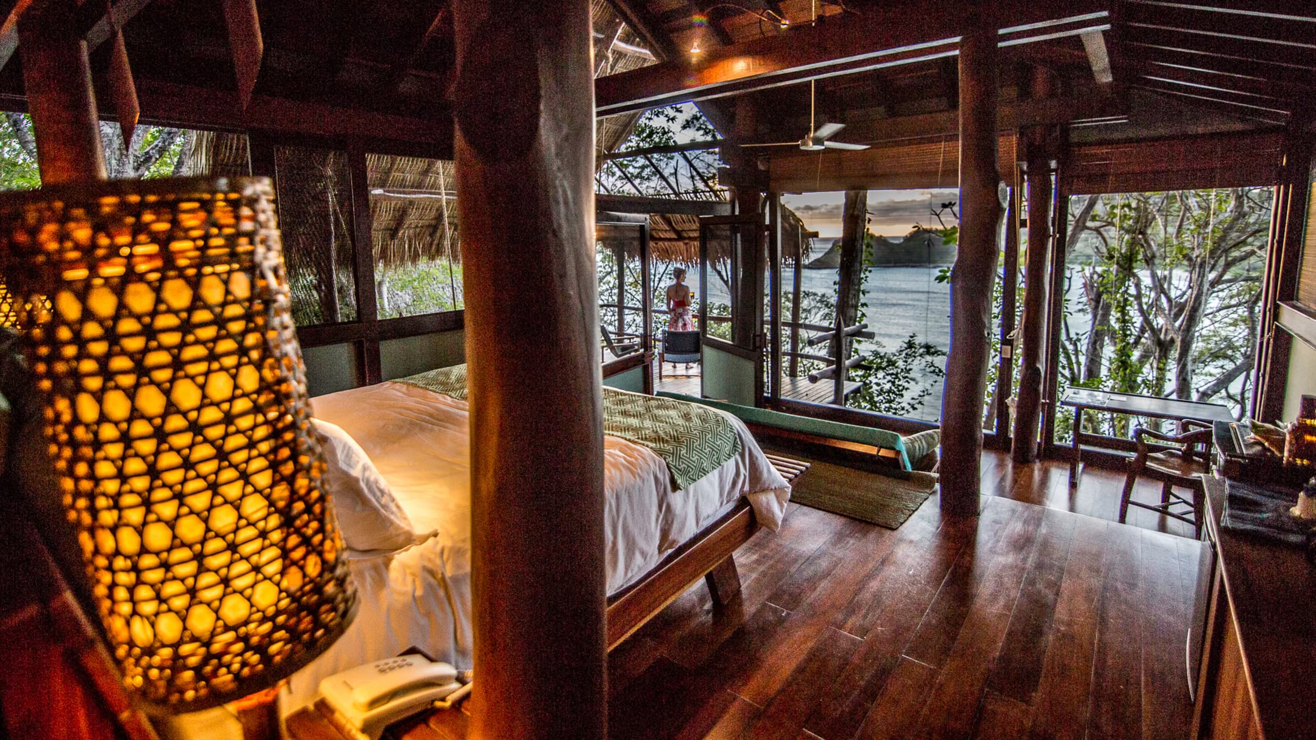 Ocean View Bungalow - Image 4