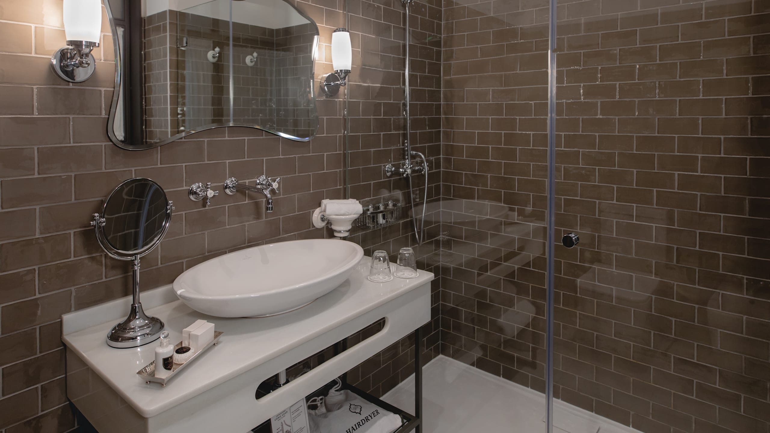 Standard Room - Image 6