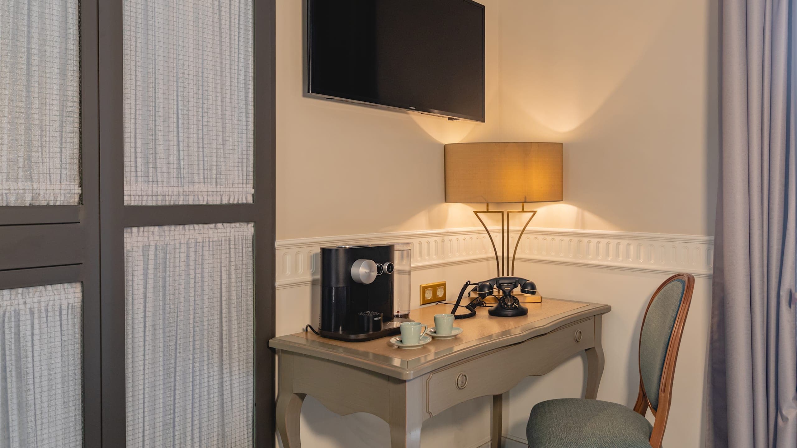 Superior Room - Image 6