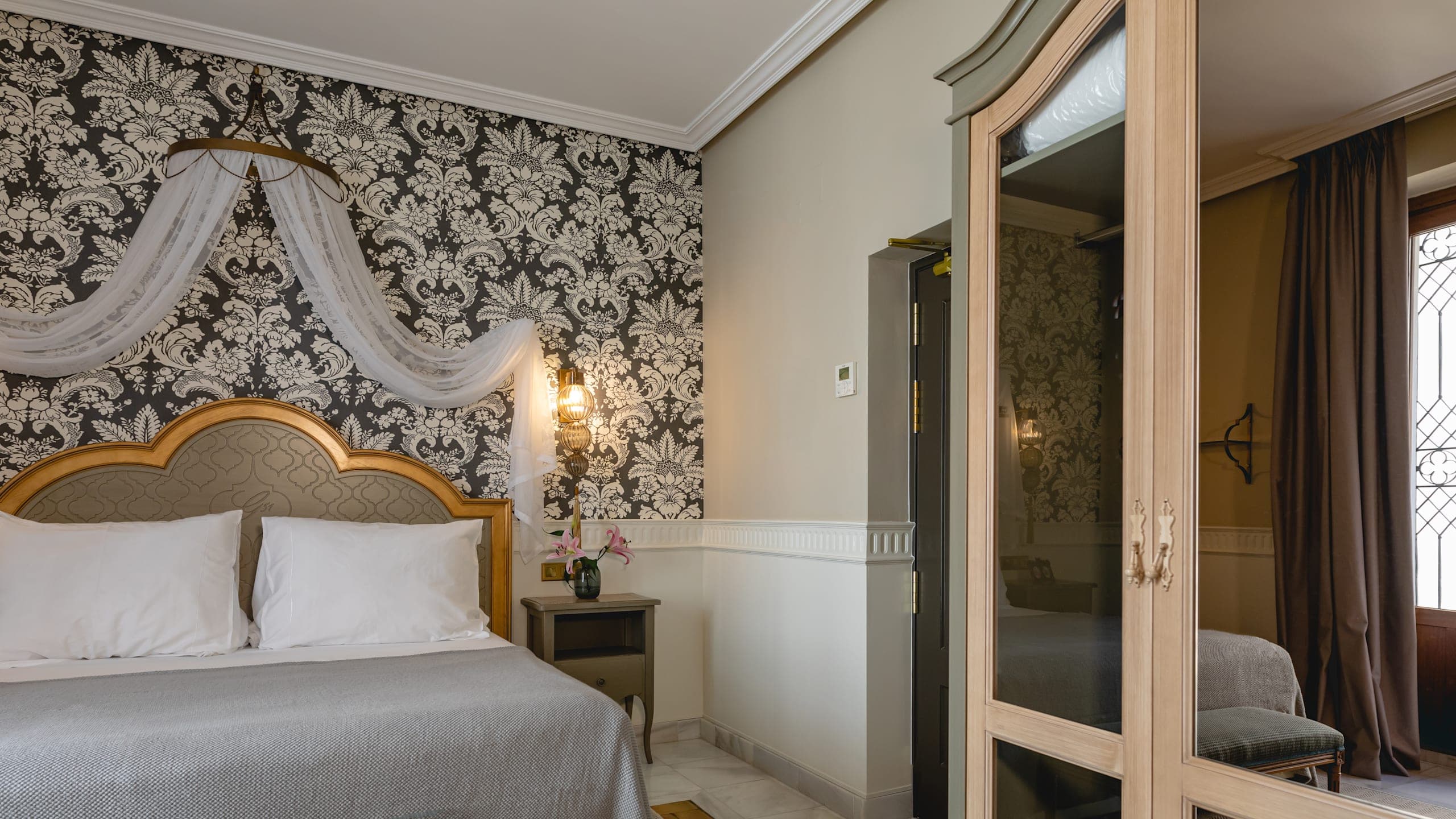 Superior Room - Image 5