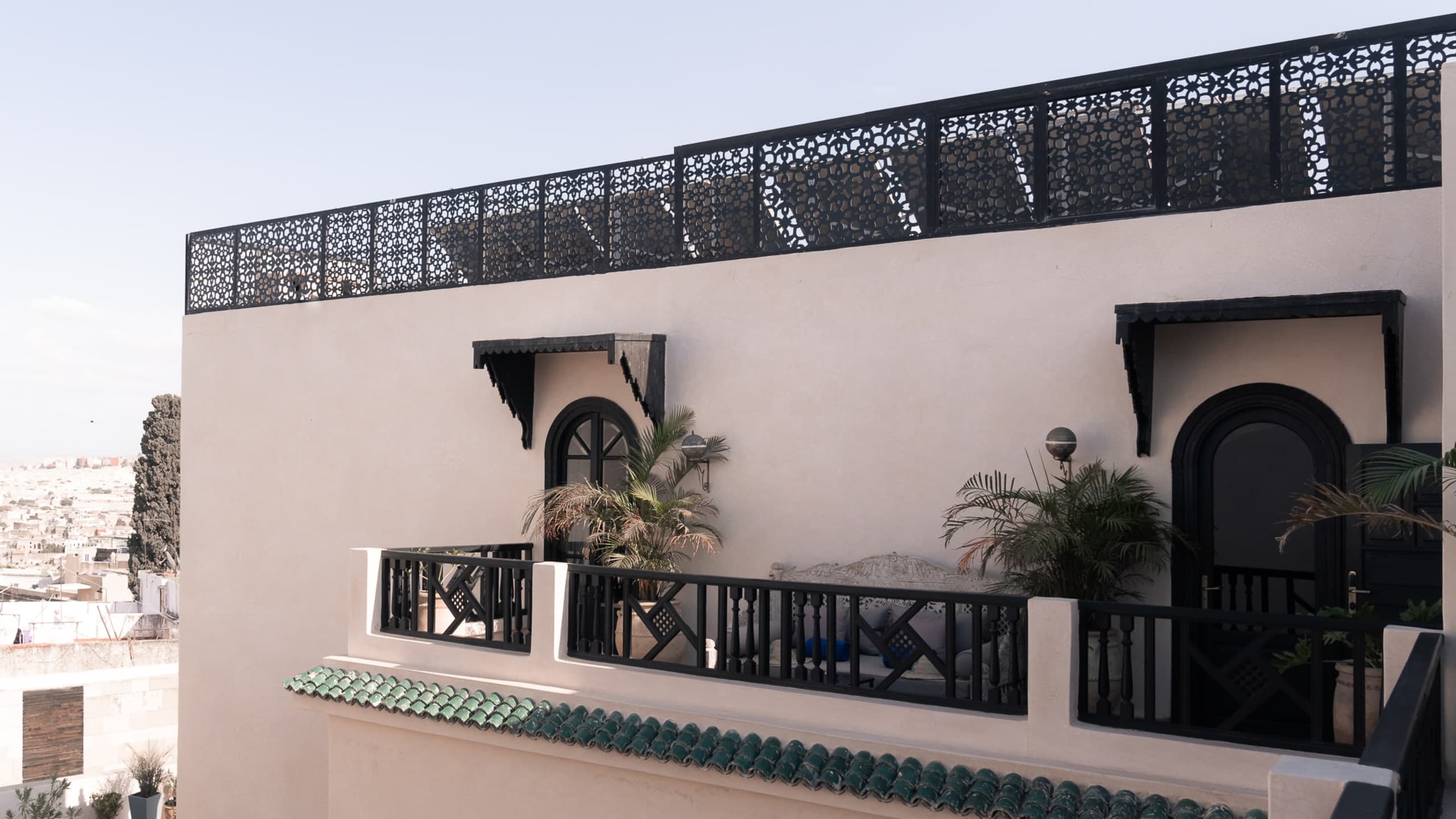 Deluxe Superior Room - Image 5