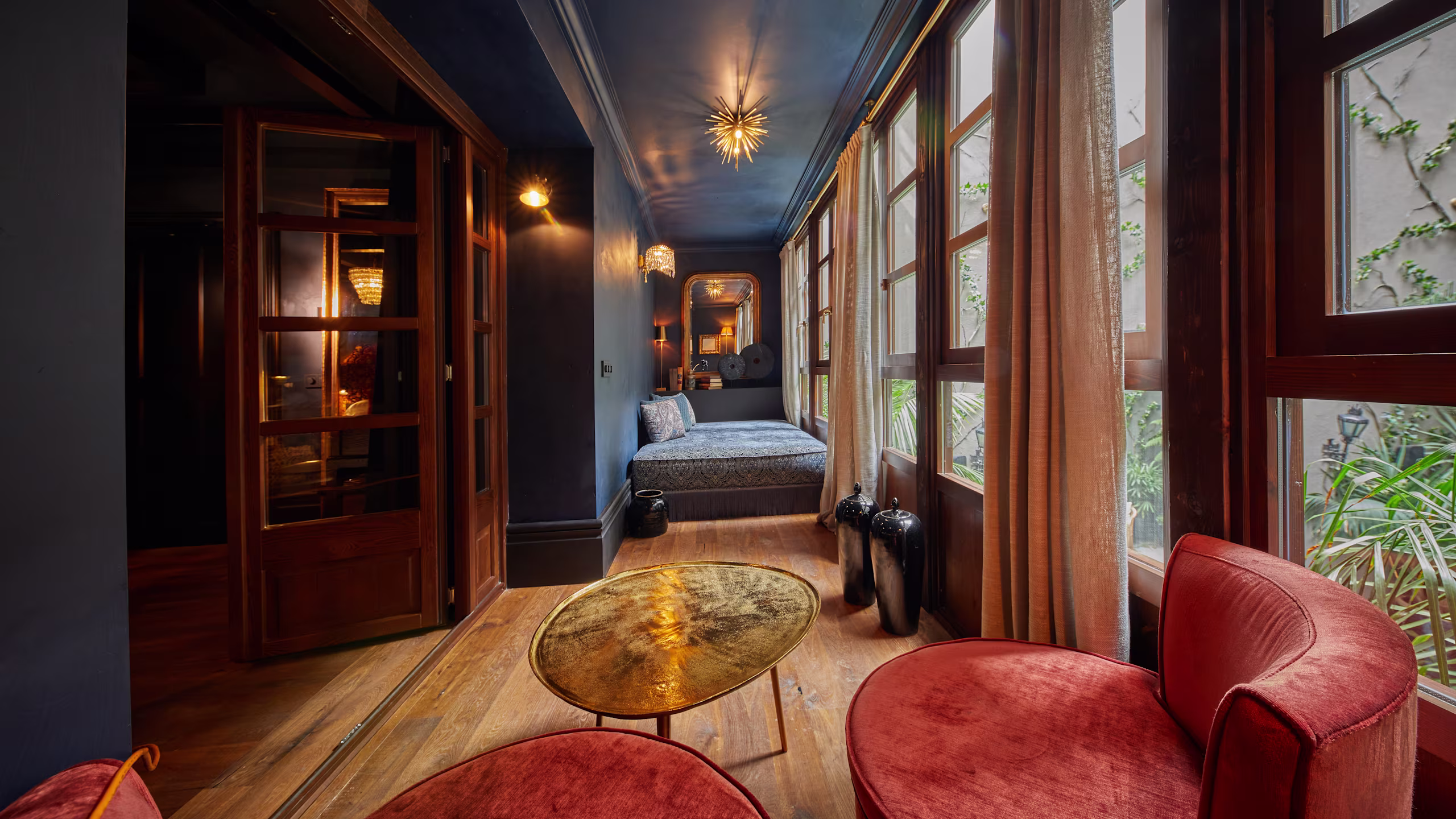 Suite Patio - Image 4